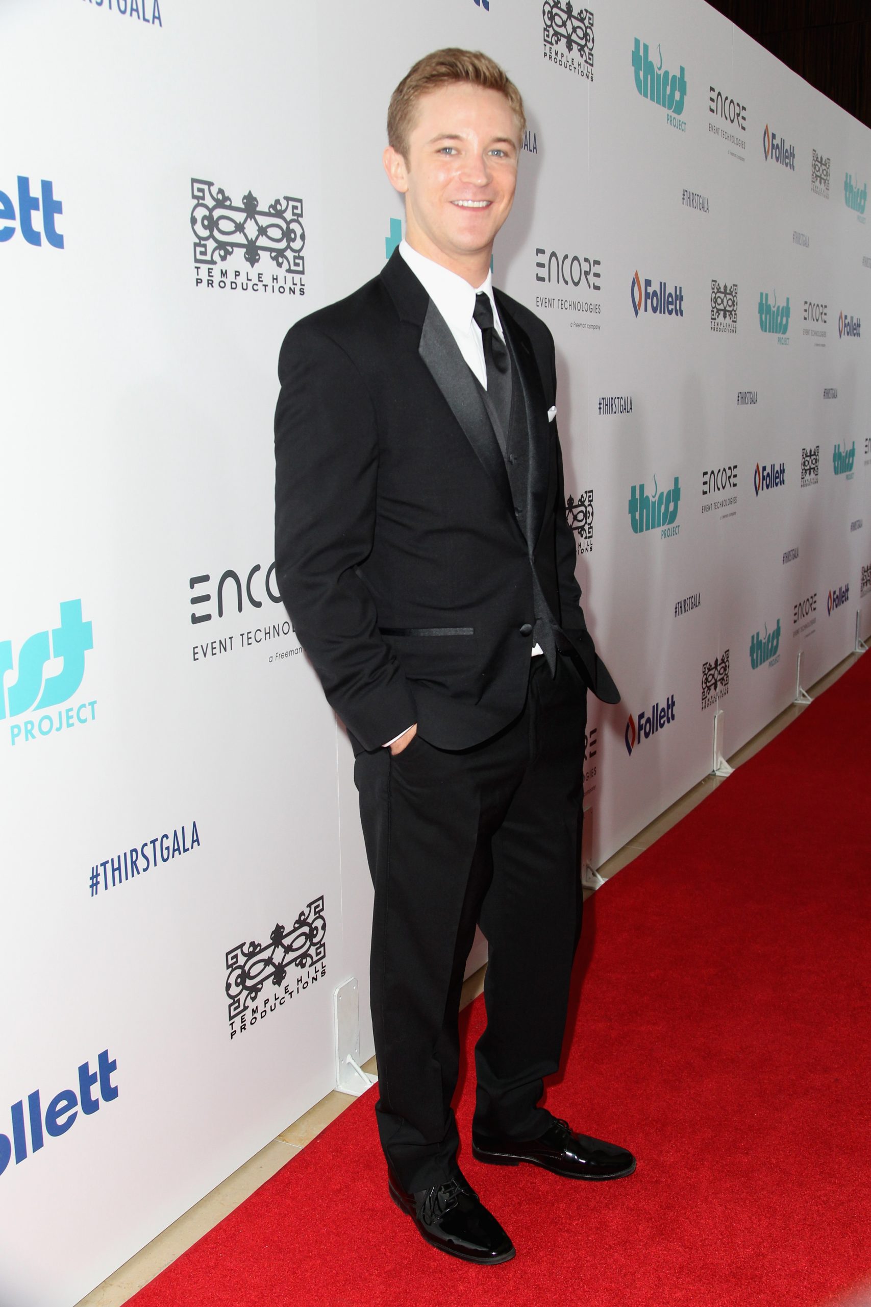 Michael Welch photo 3