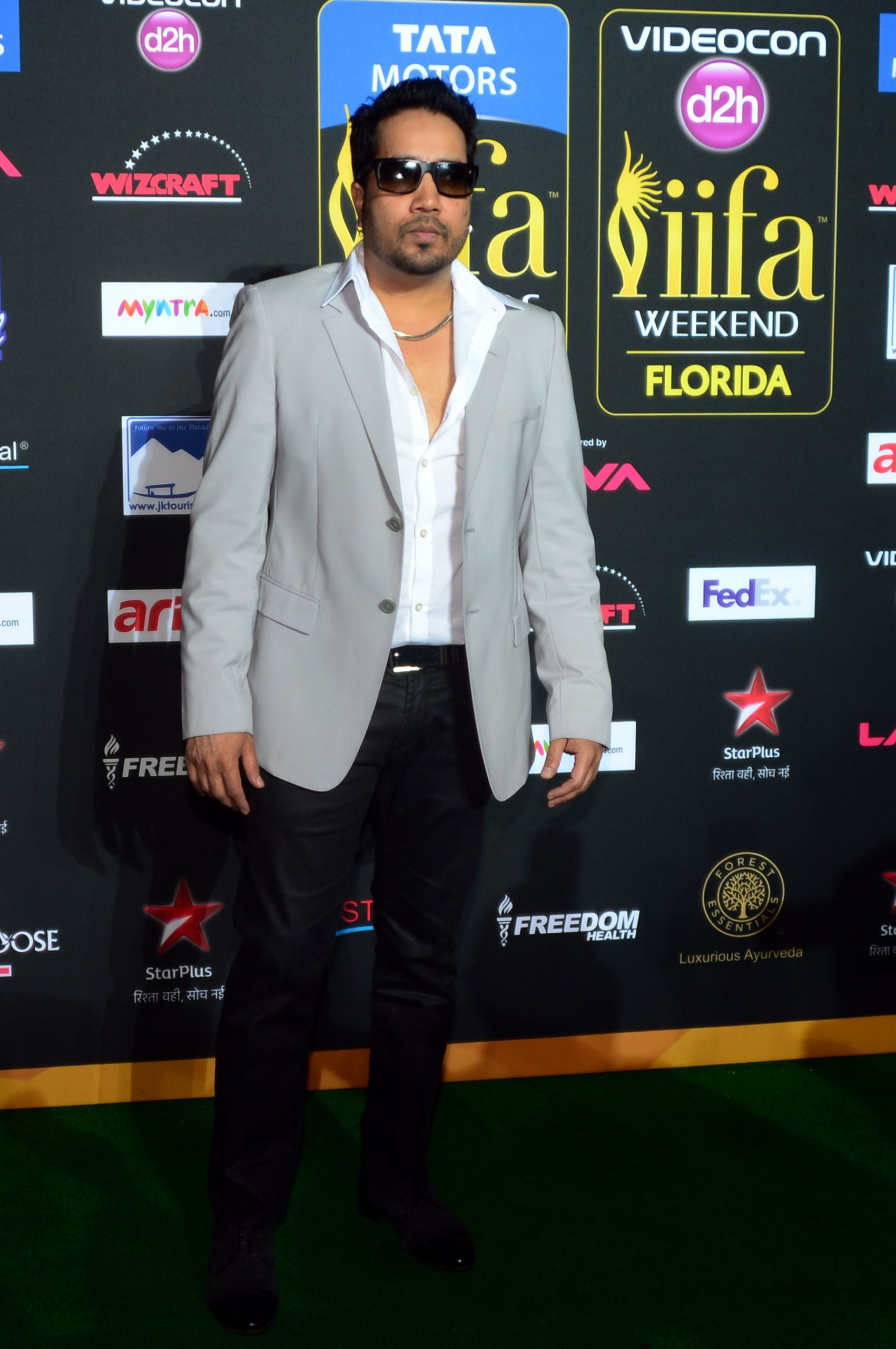 Mika Singh photo 2