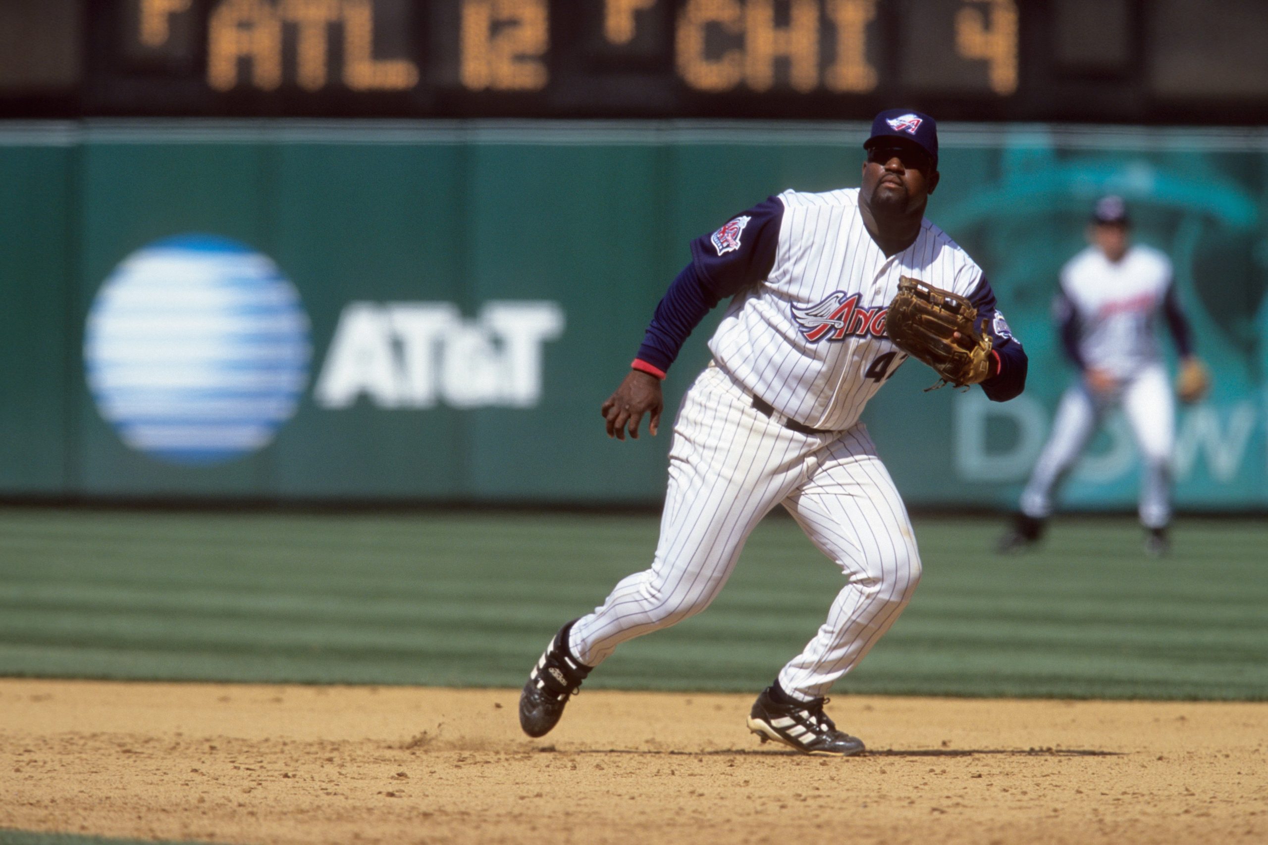 Mo Vaughn photo 2