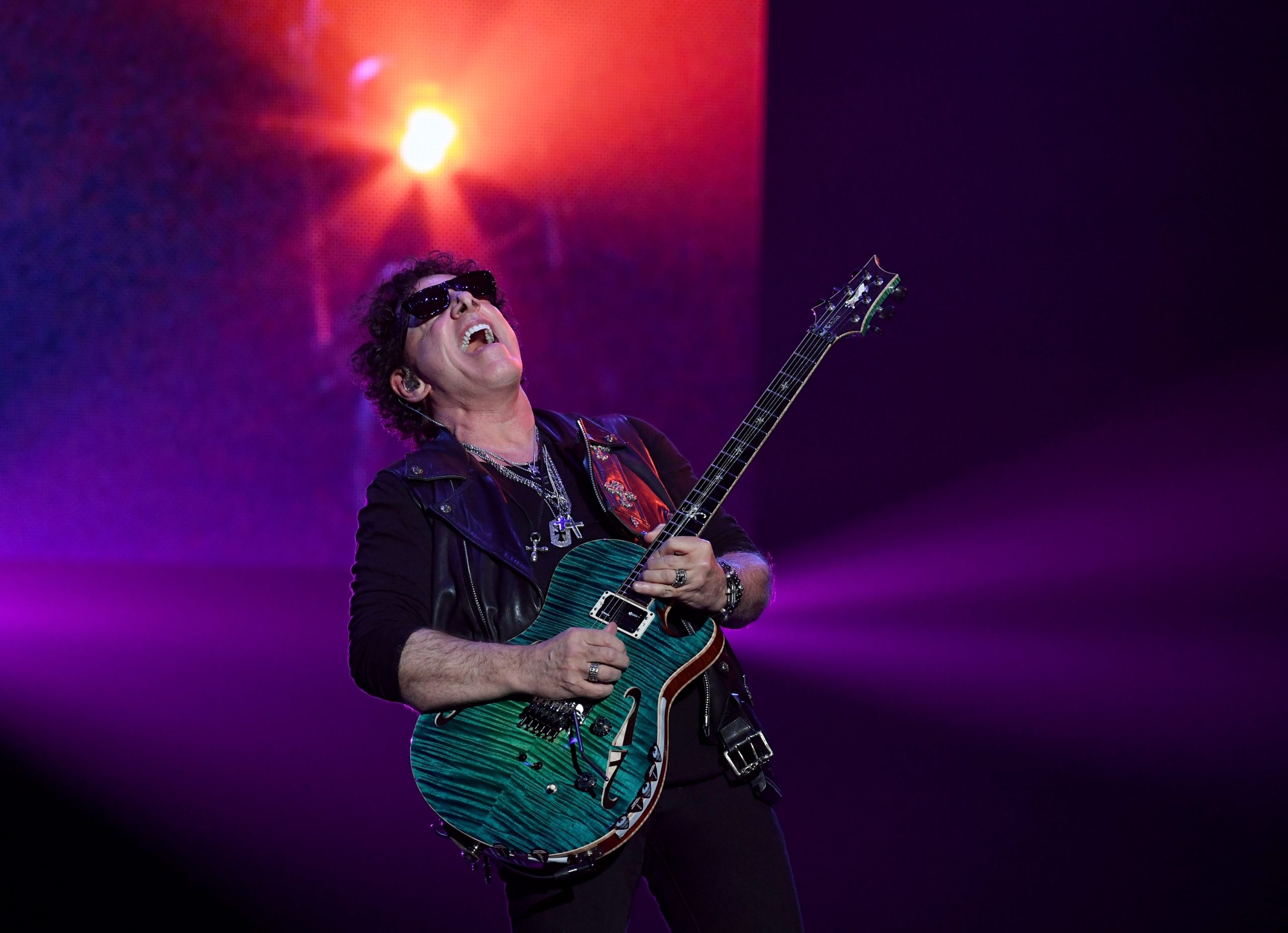 Neal Schon photo 2