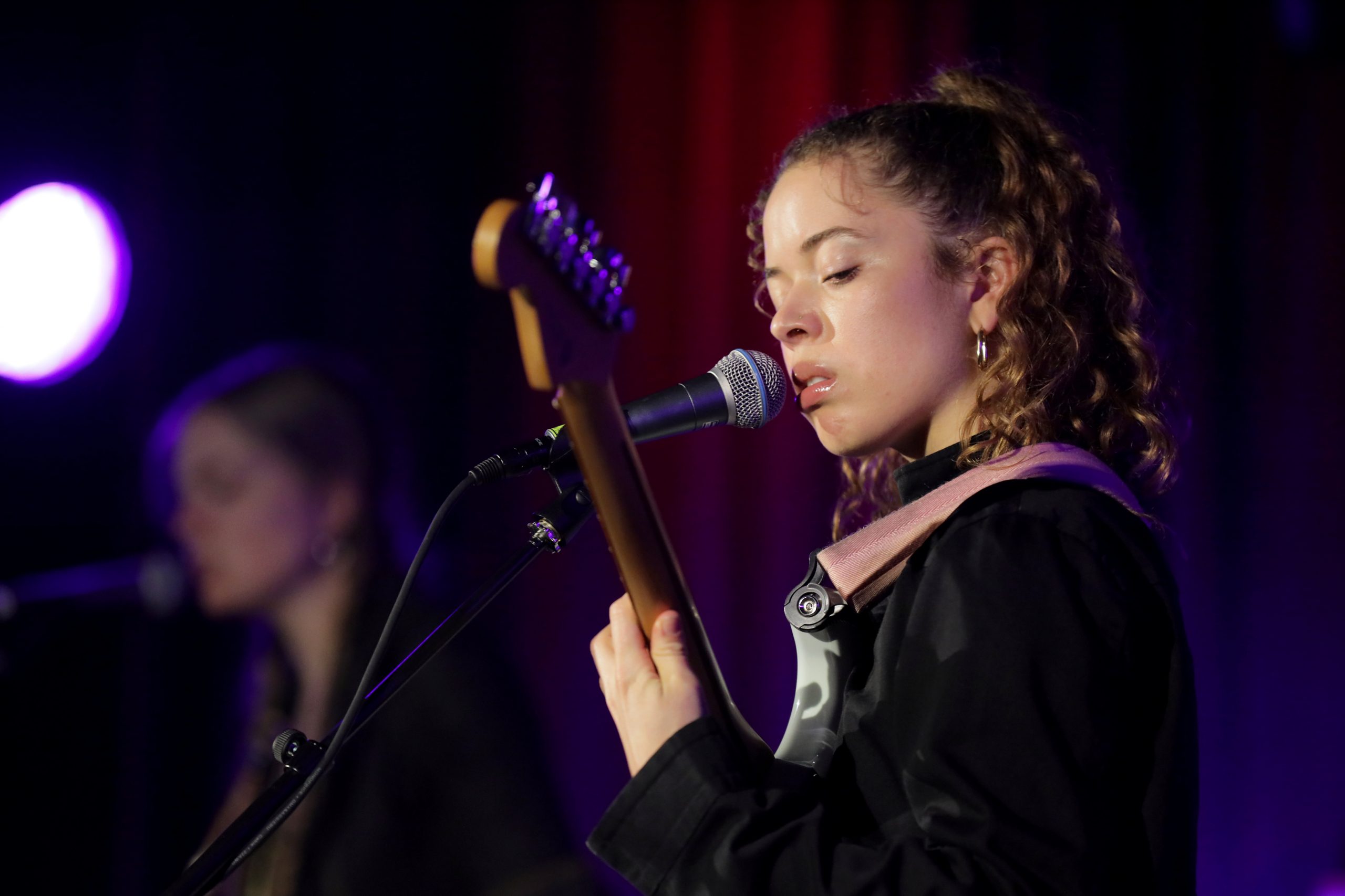 Nilüfer Yanya photo