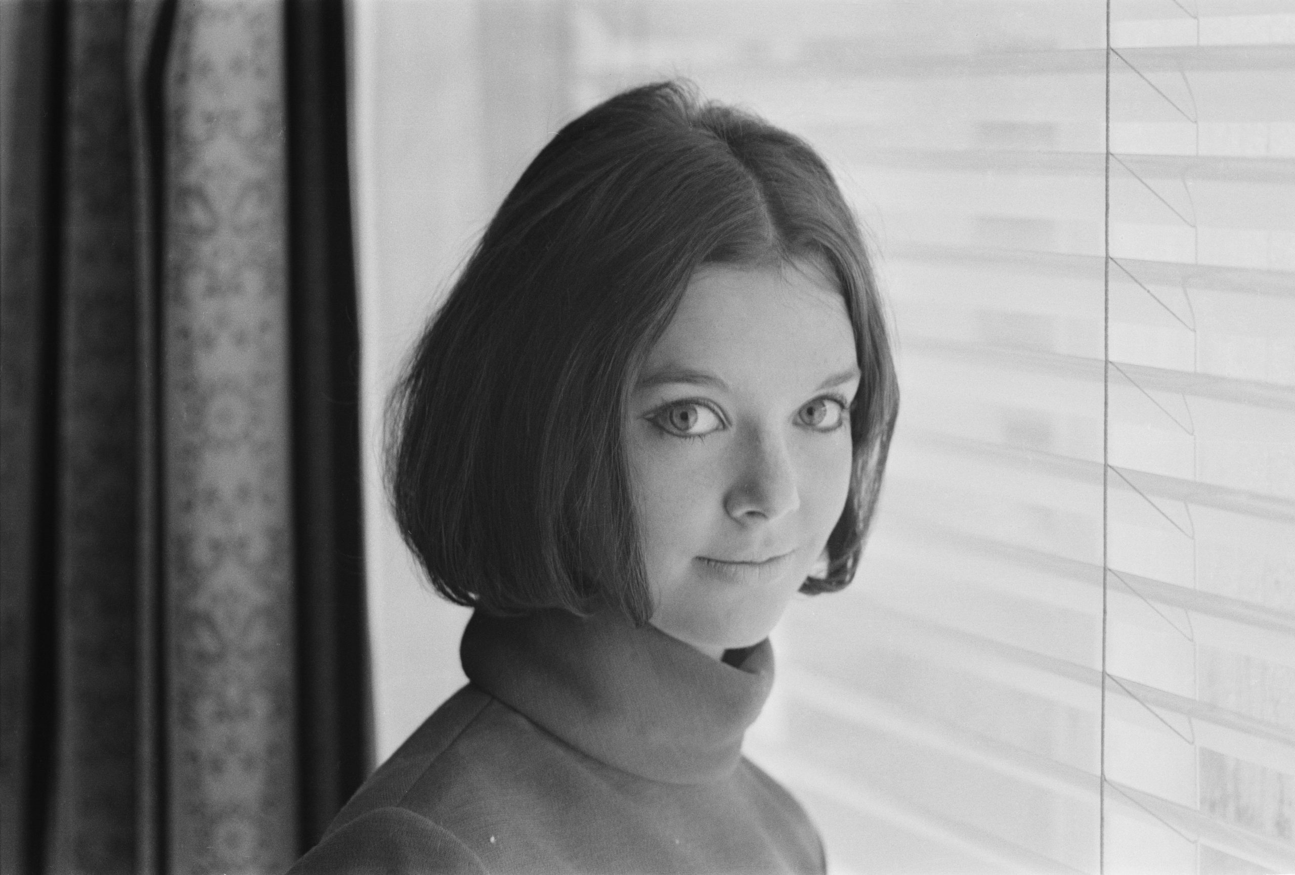 Pamela Franklin photo 3