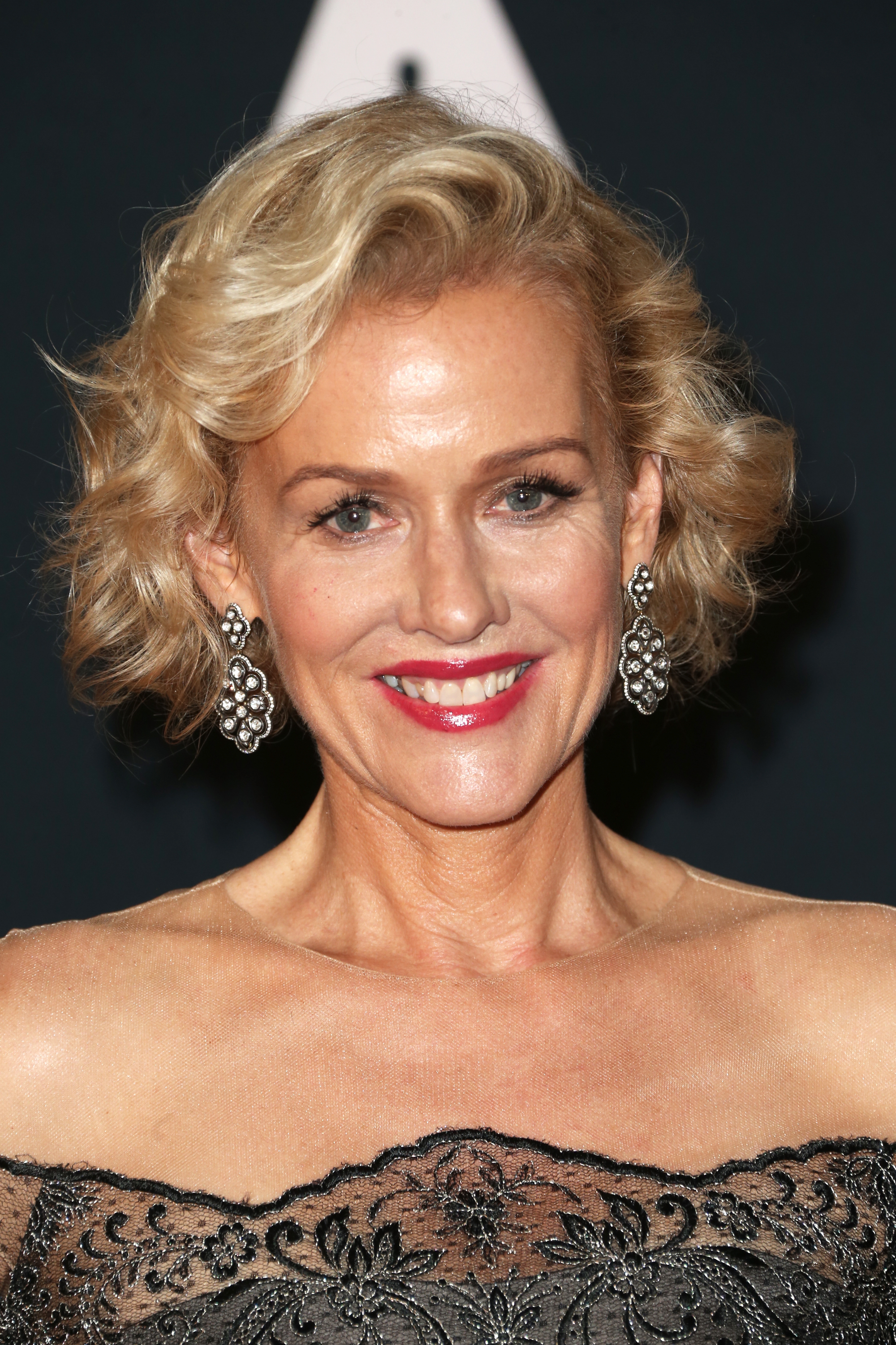 Penelope Ann Miller photo