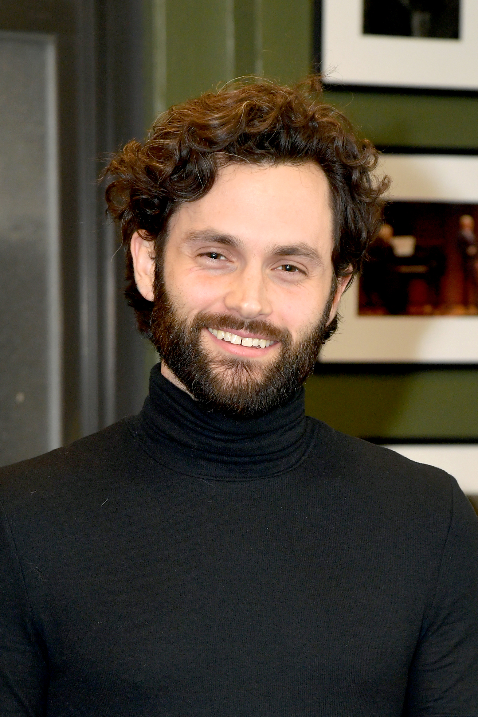 Penn Badgley photo 3