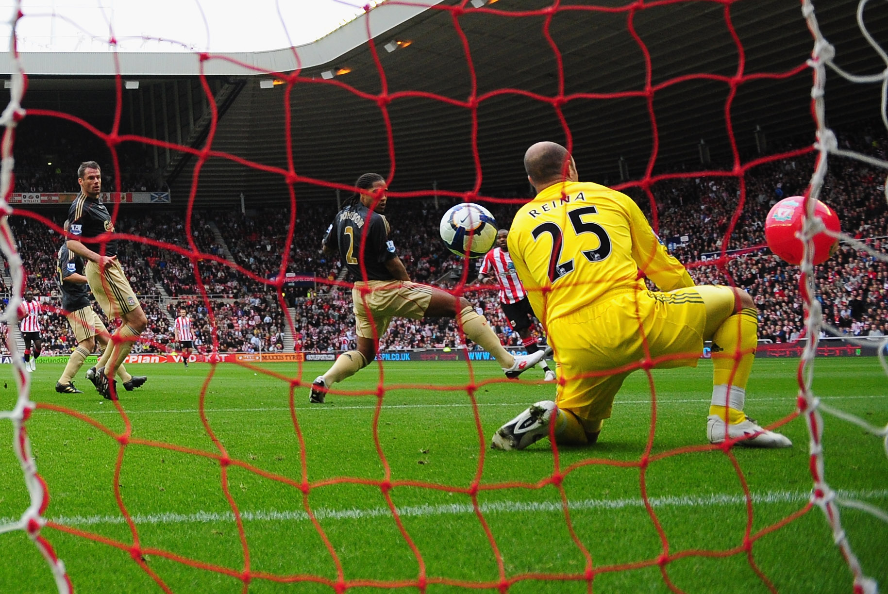 Pepe Reina photo 2