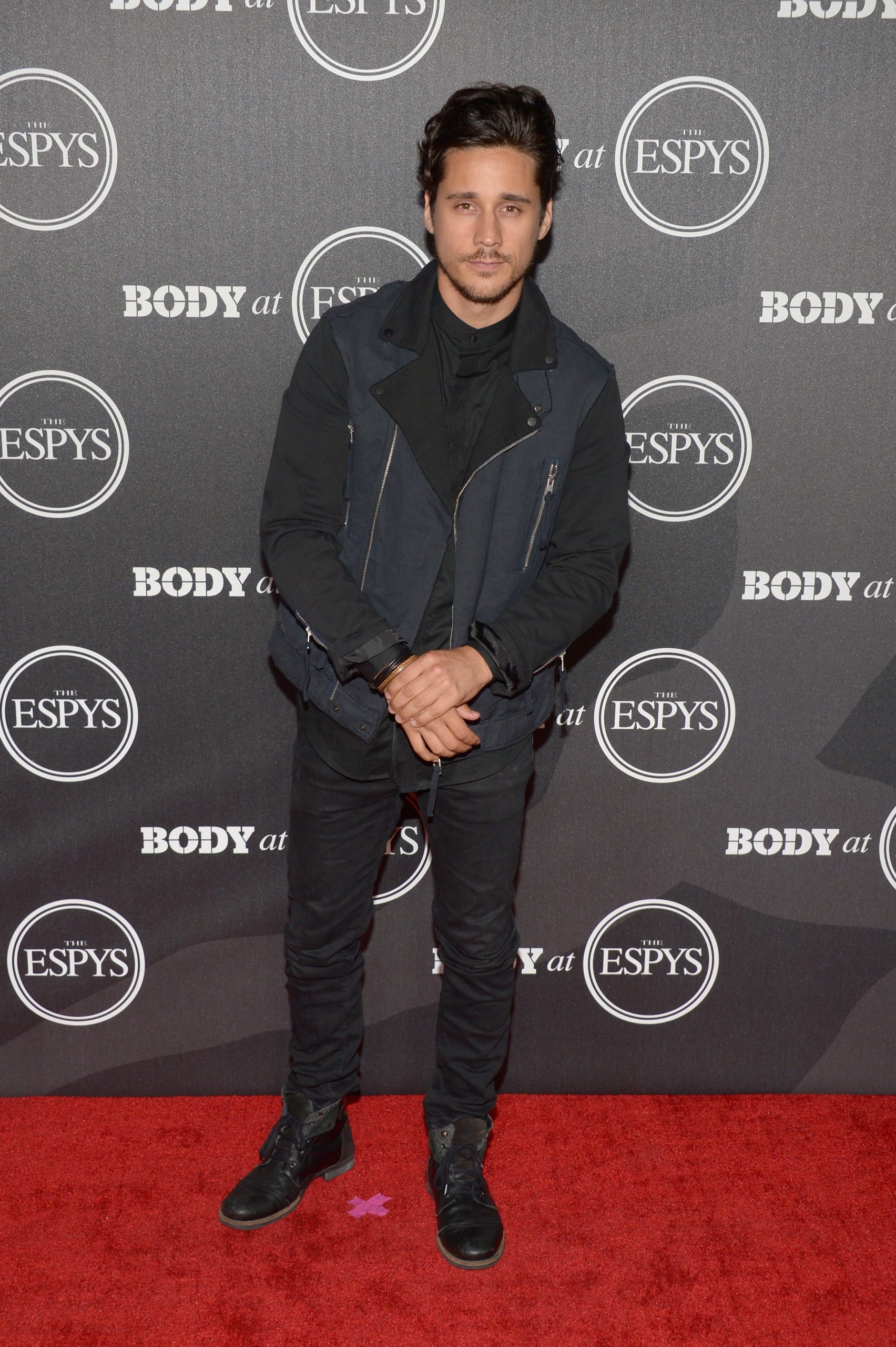 Peter Gadiot photo 3