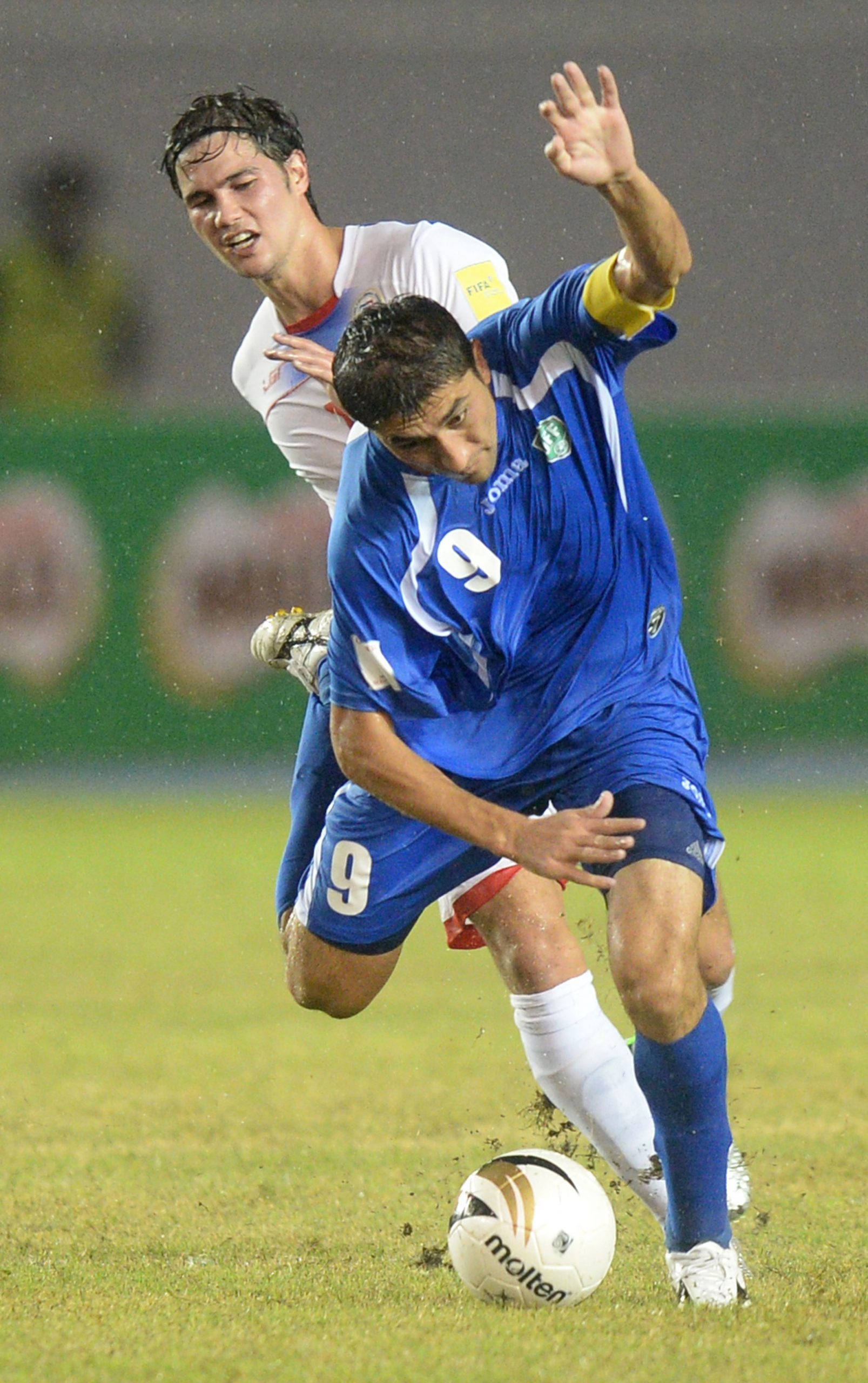 Phil Younghusband photo 3