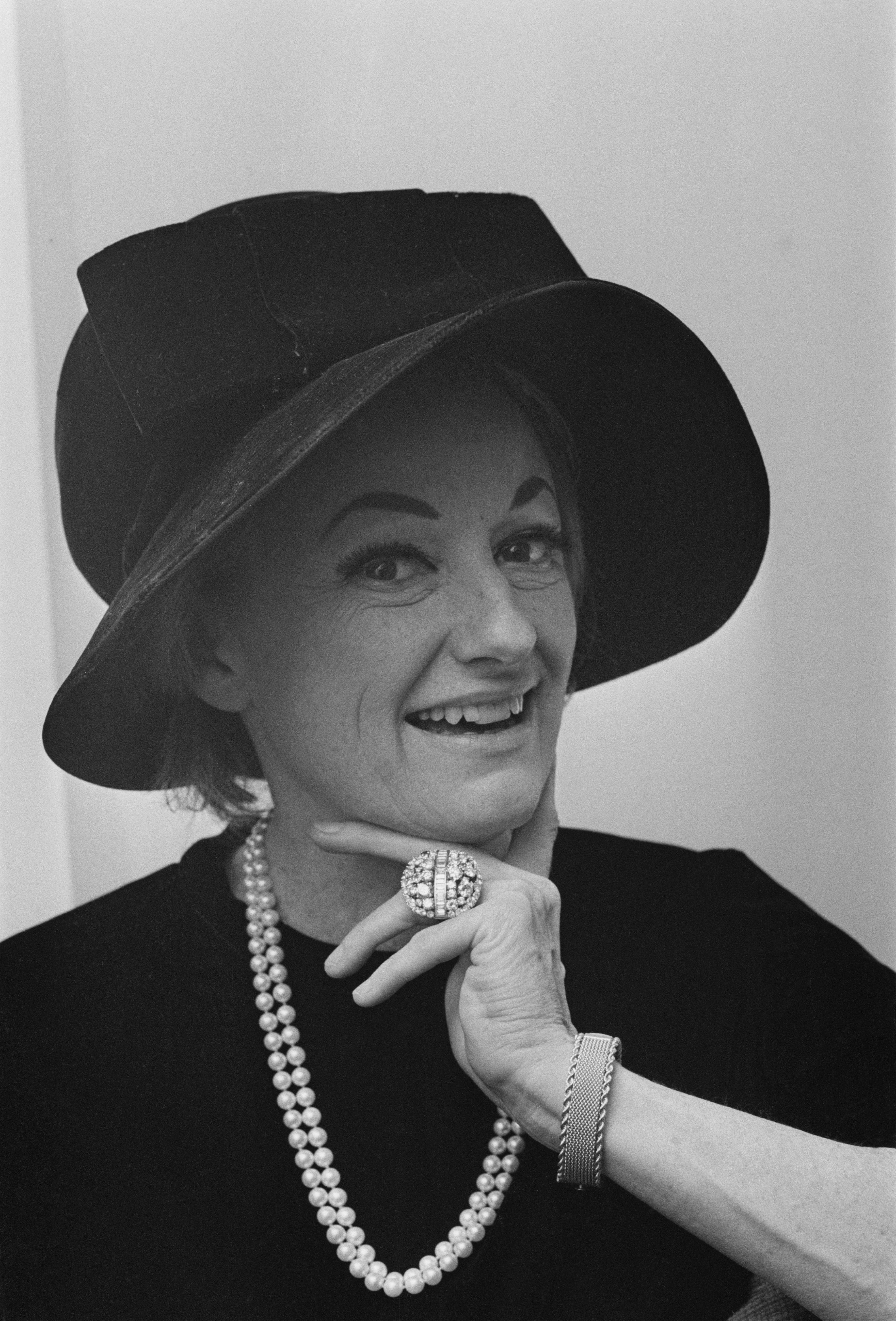 Phyllis Diller photo 2