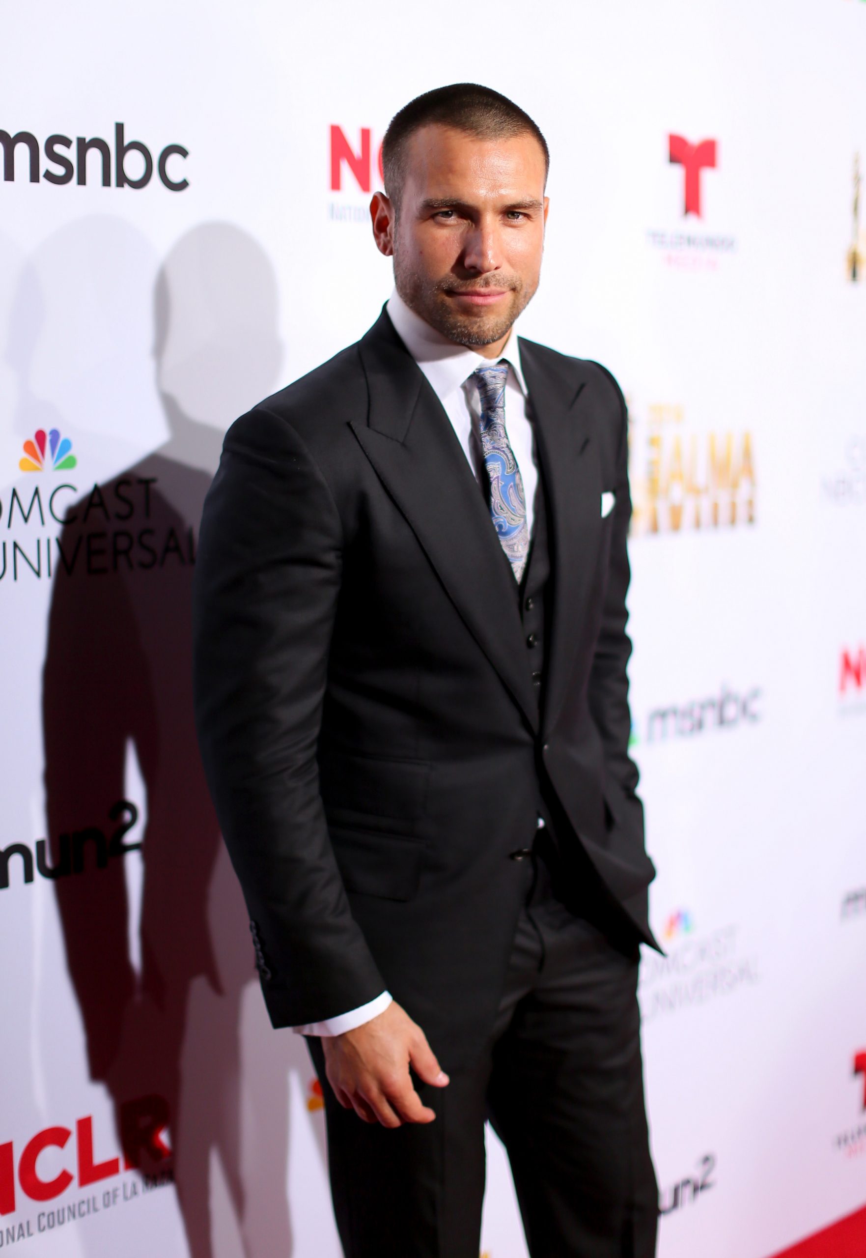 Rafael Amaya photo