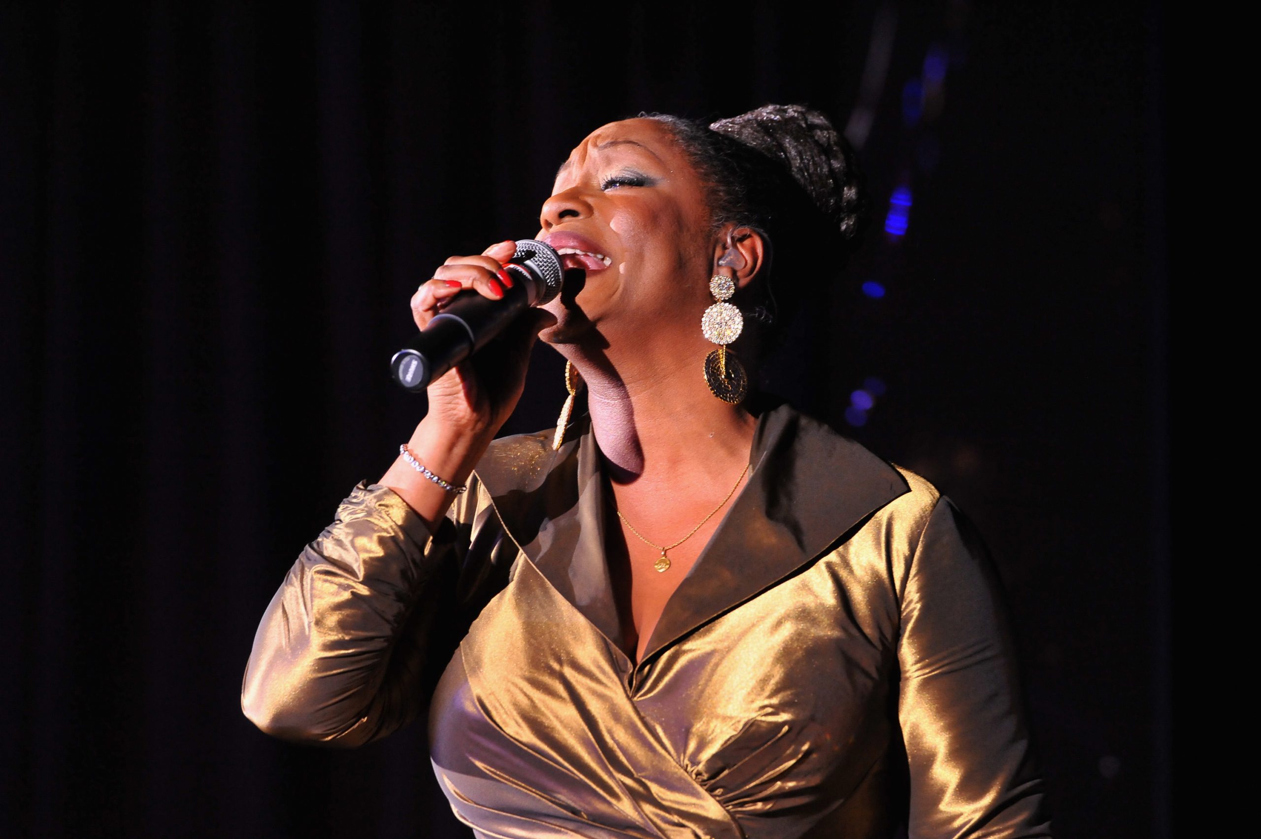 Regina Belle photo