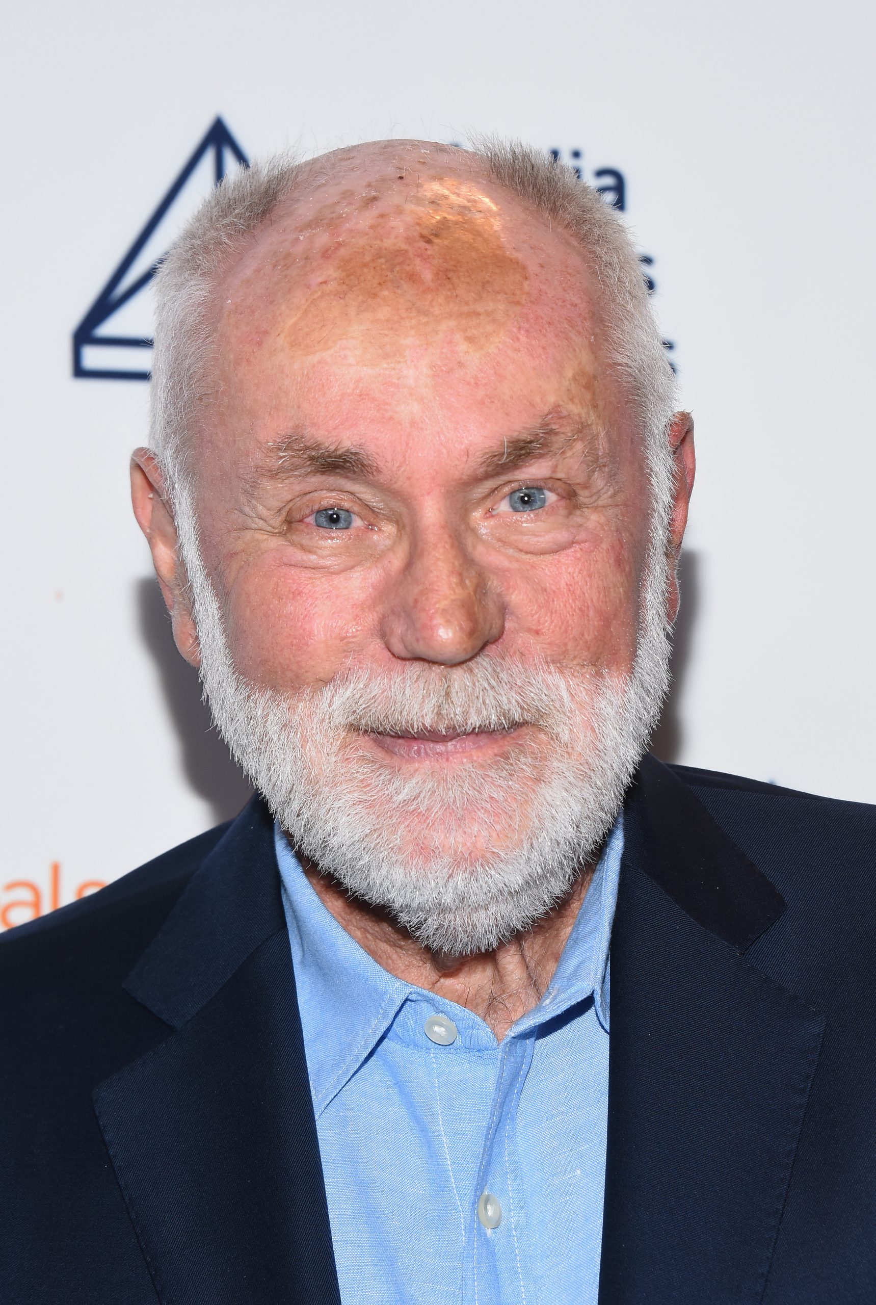 Robert David Hall photo 2