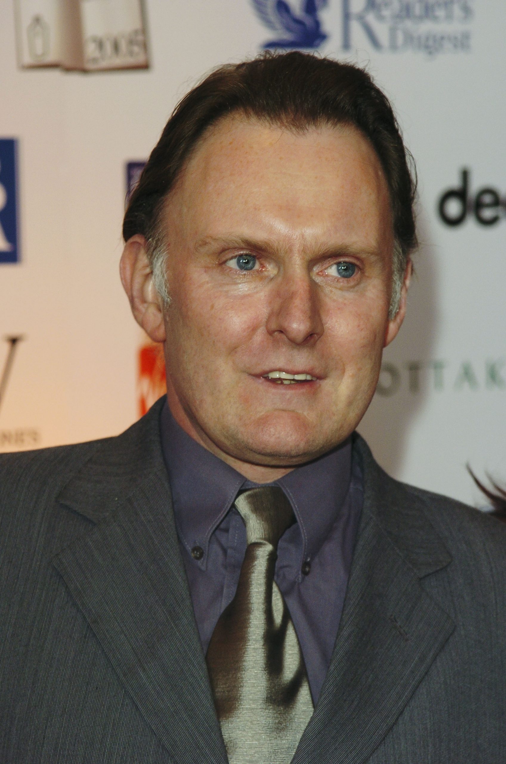 Robert Glenister photo 3