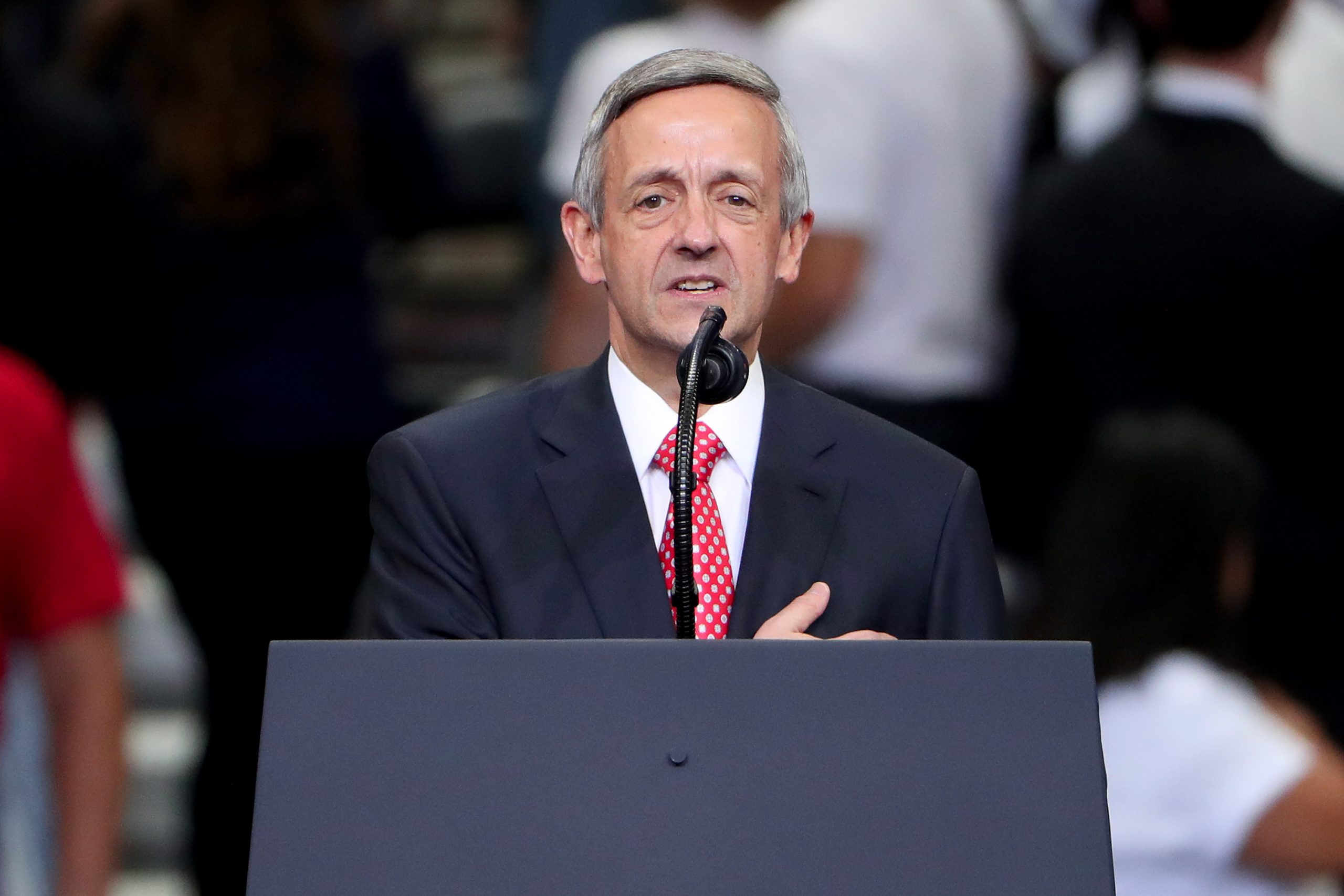 Robert Jeffress photo