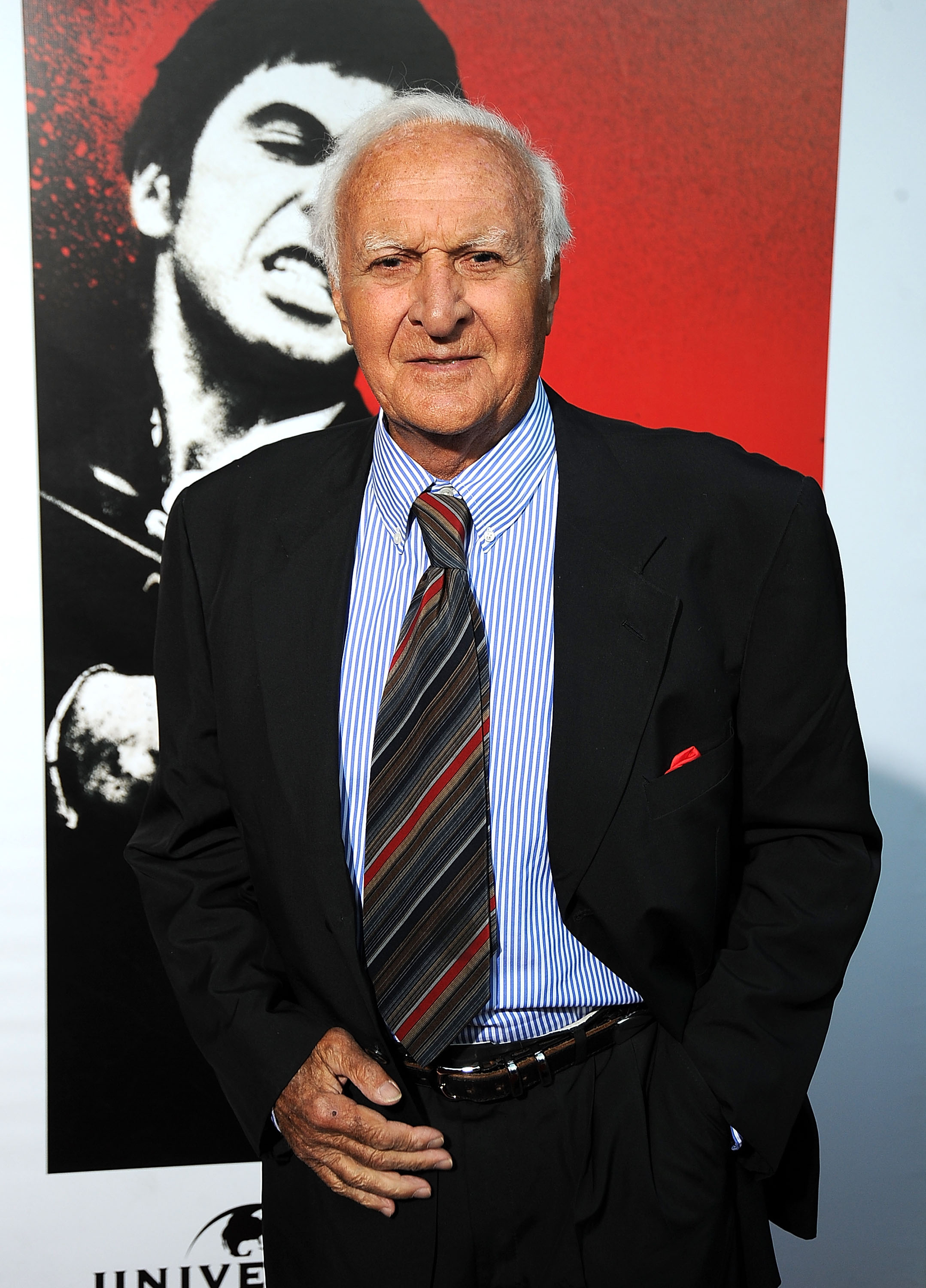 Robert Loggia photo 3