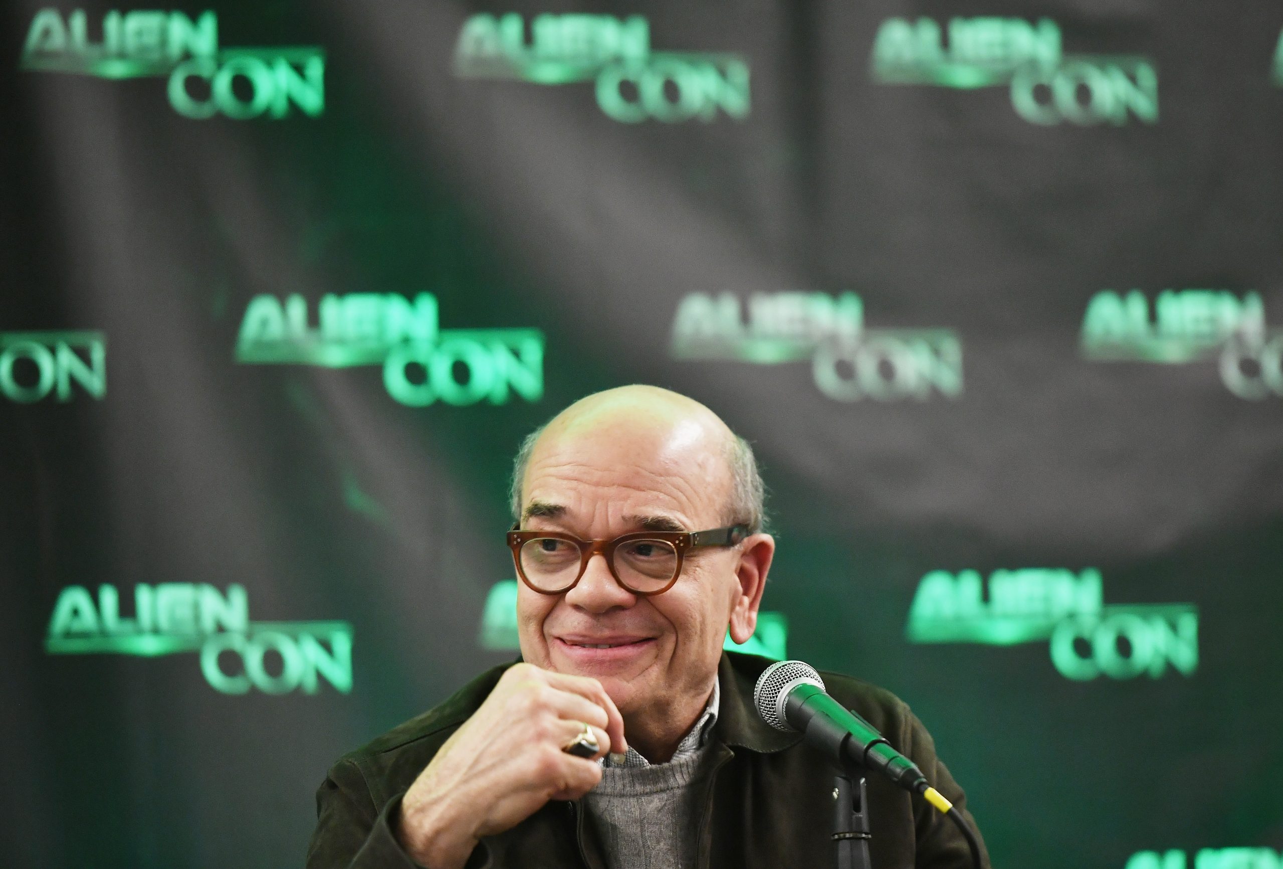 Robert Picardo photo 3