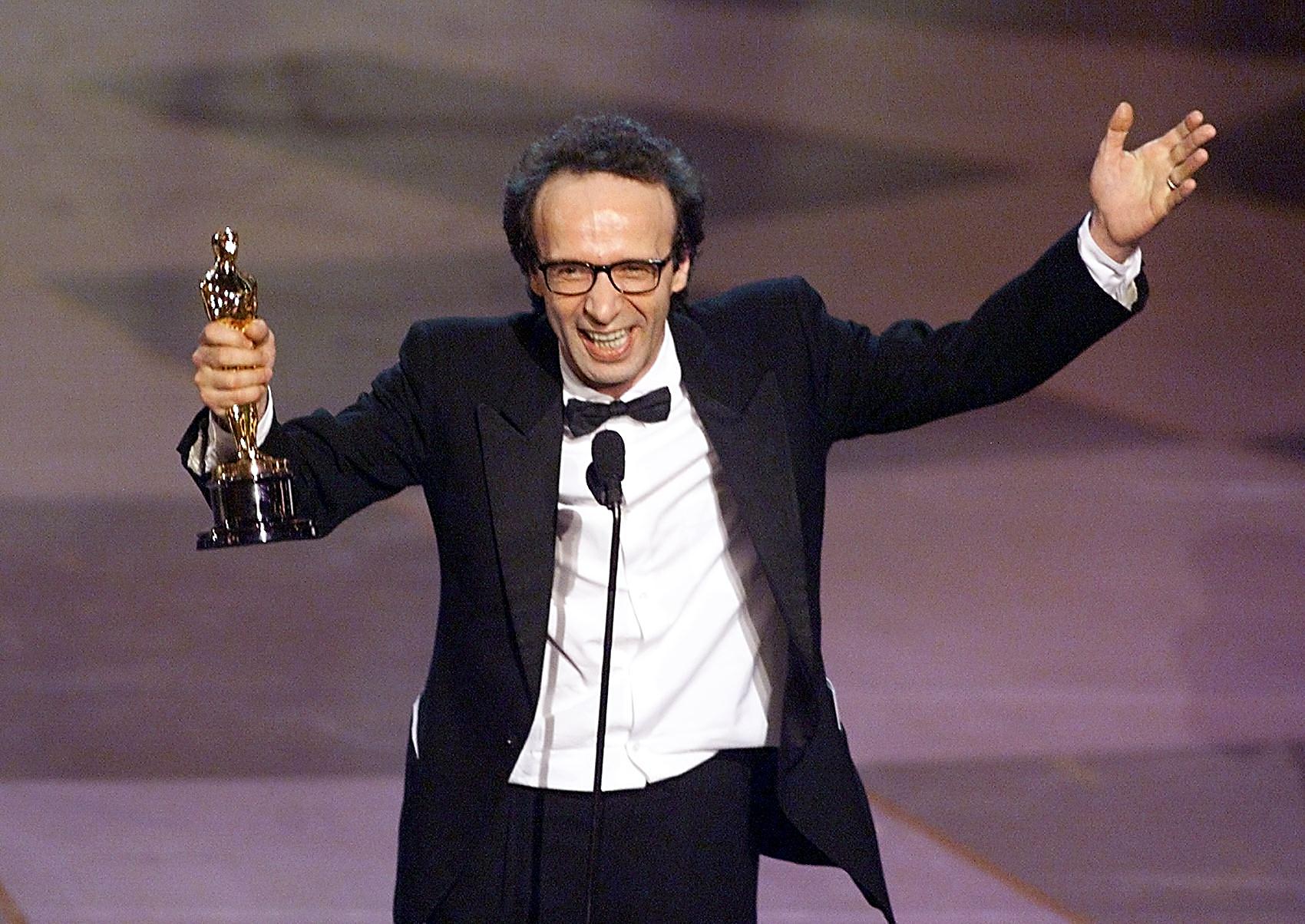 Roberto Benigni photo 3