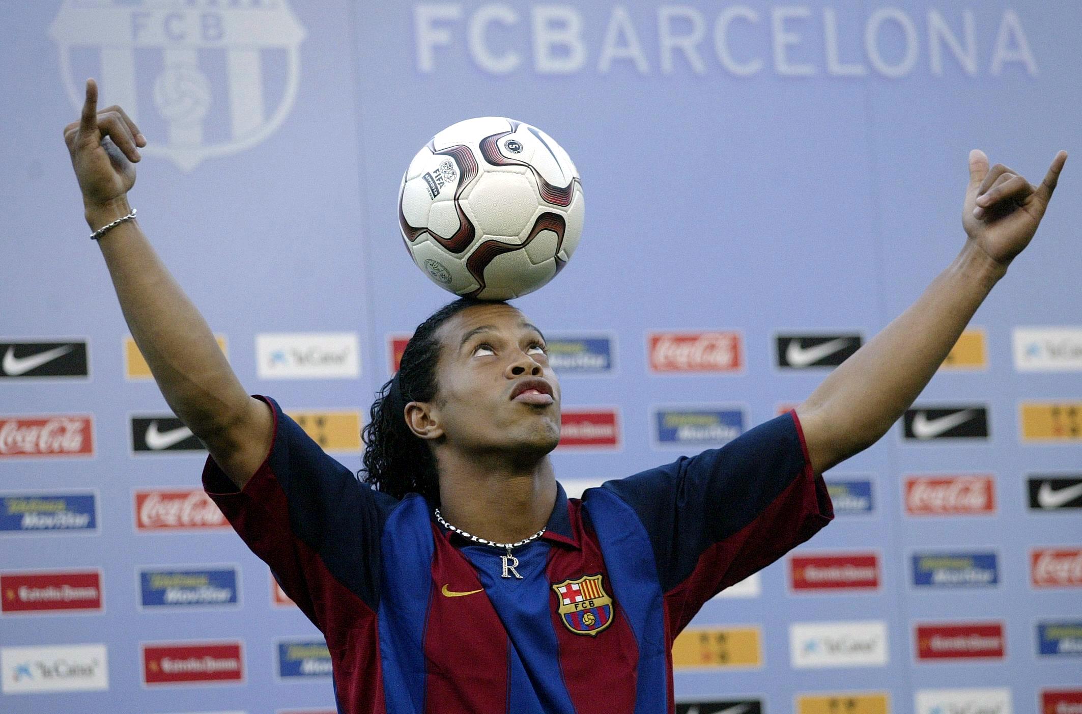 Ronaldinho photo 3