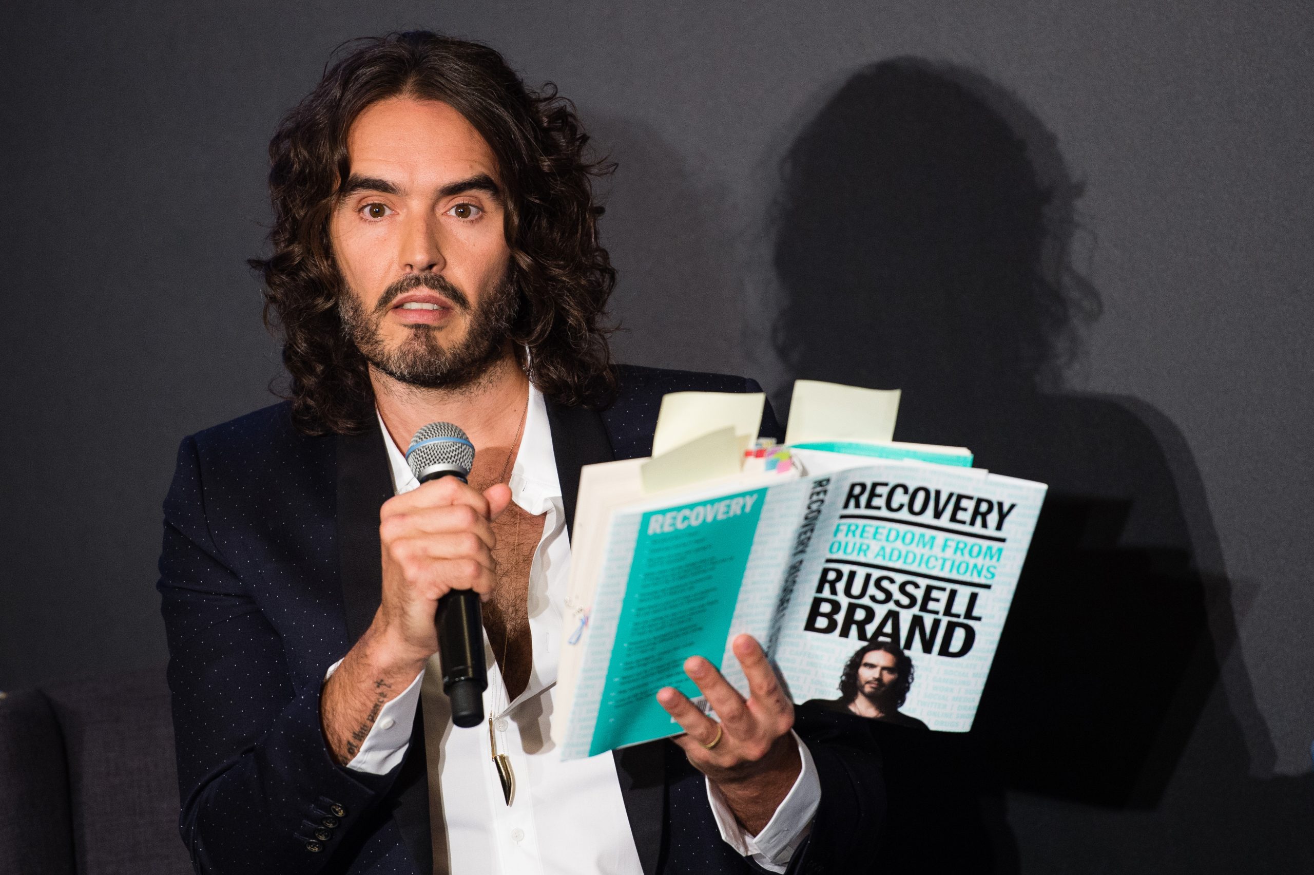 Russell Brand photo 3