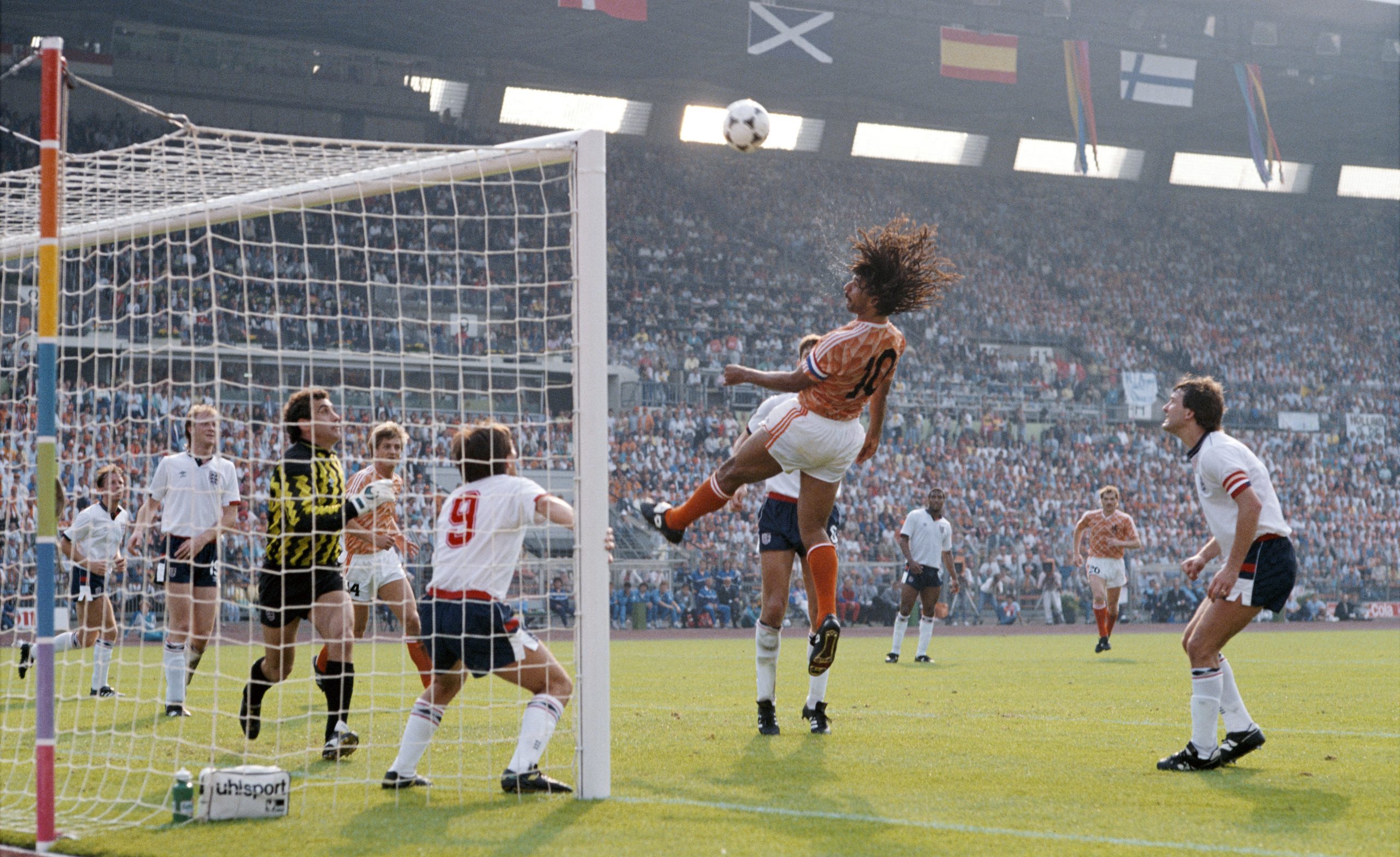 Ruud Gullit photo 3