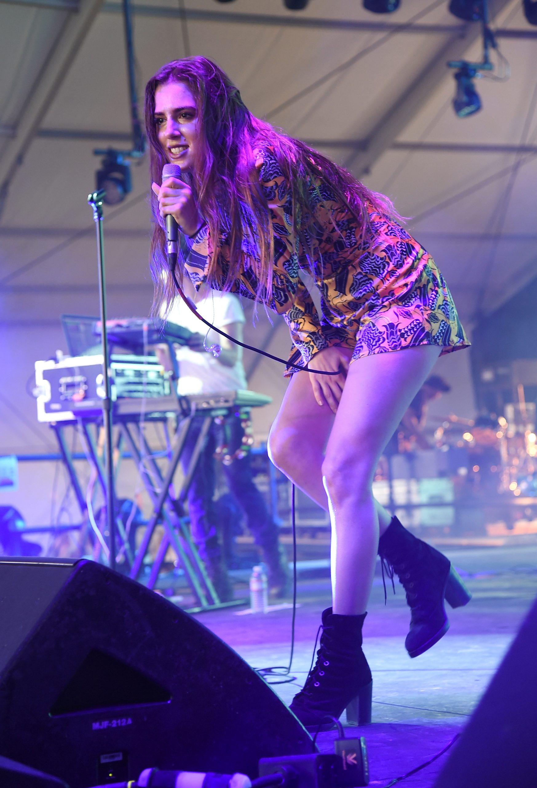 Ryn Weaver photo 3