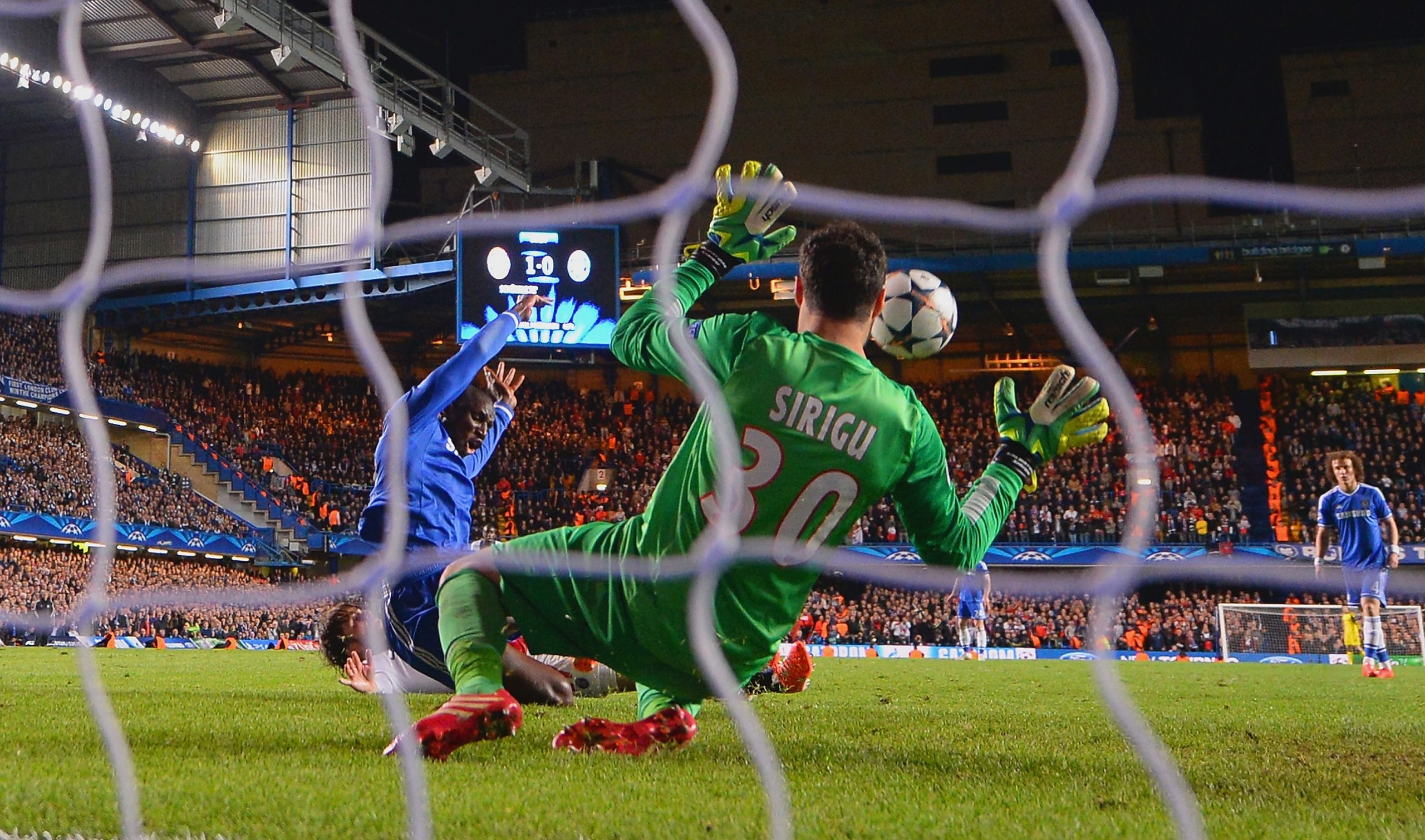 Salvatore Sirigu photo 2