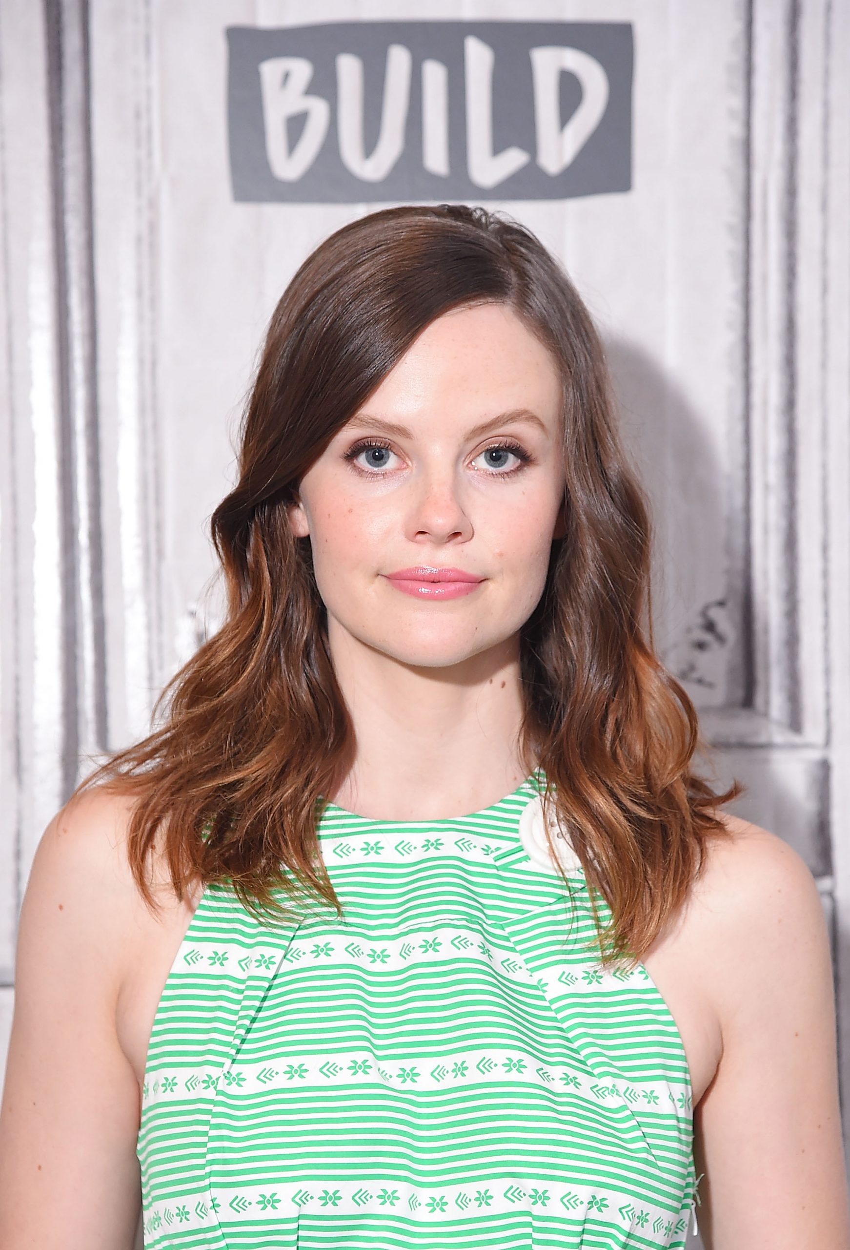 Sarah Ramos photo 3