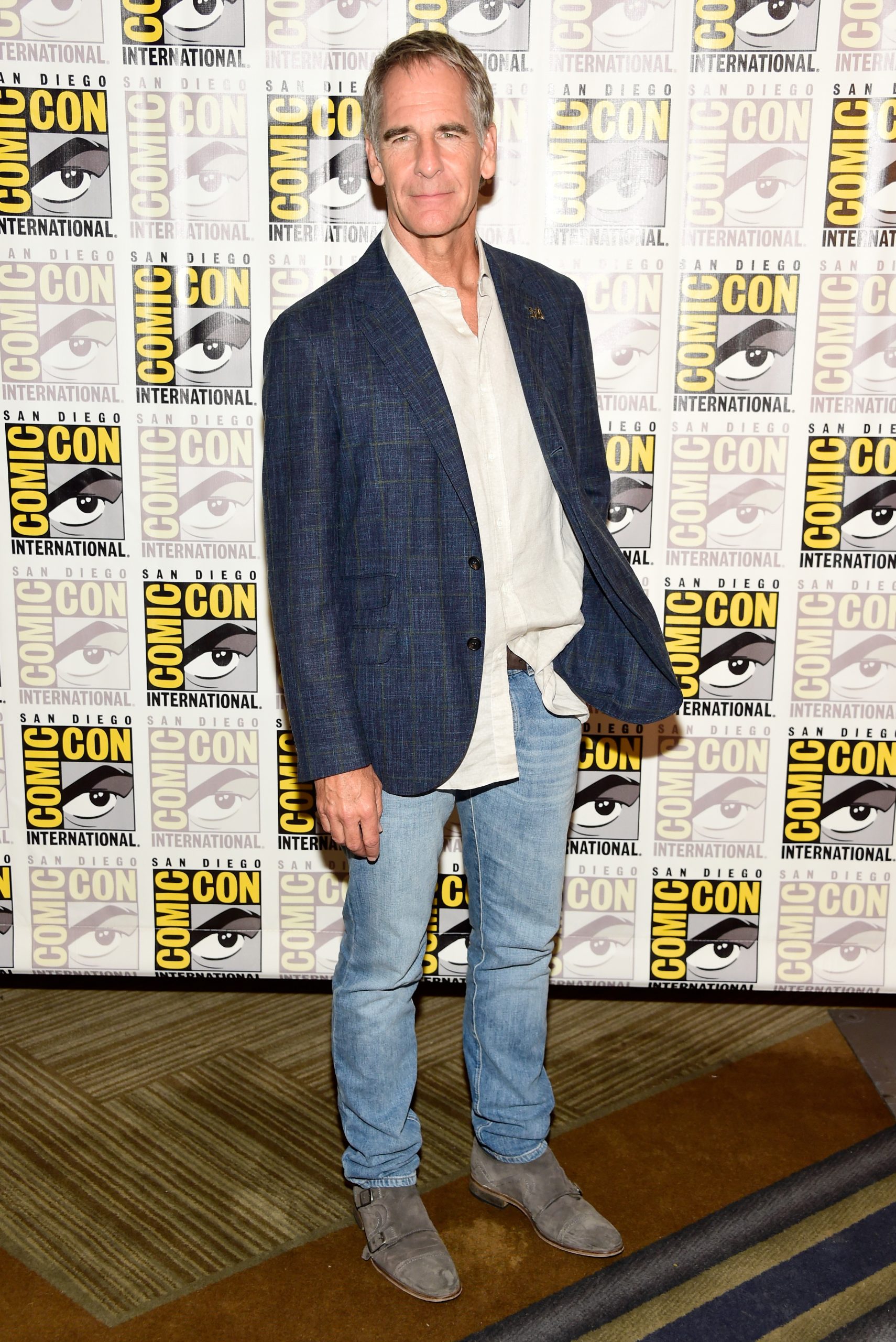 Scott Bakula photo 3