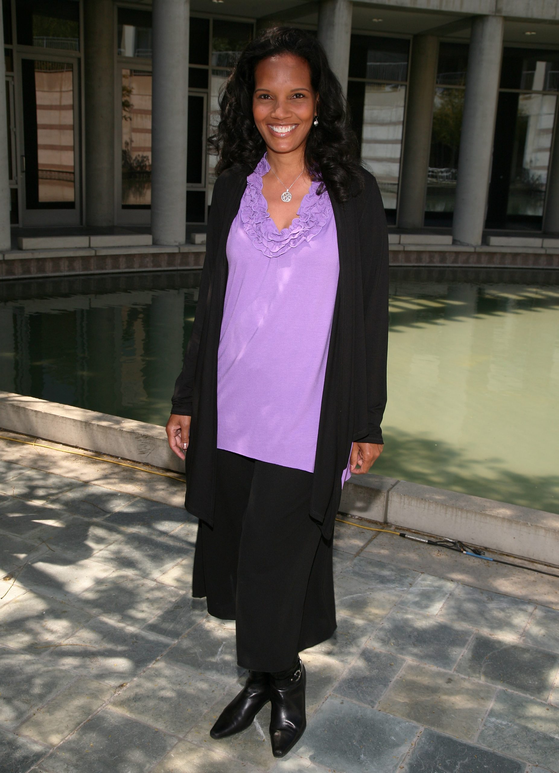 Shari Headley photo 3