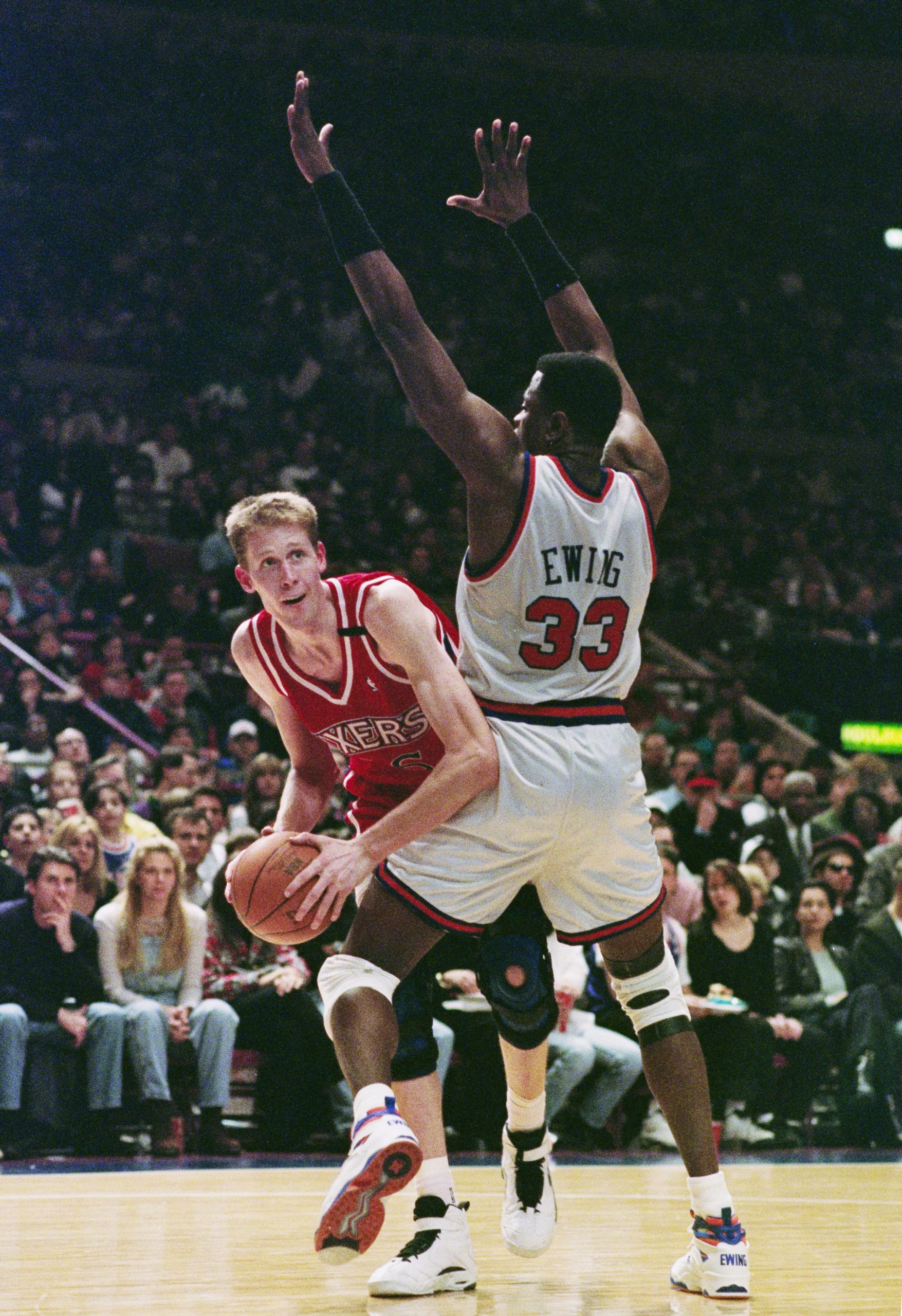 Shawn Bradley photo 2