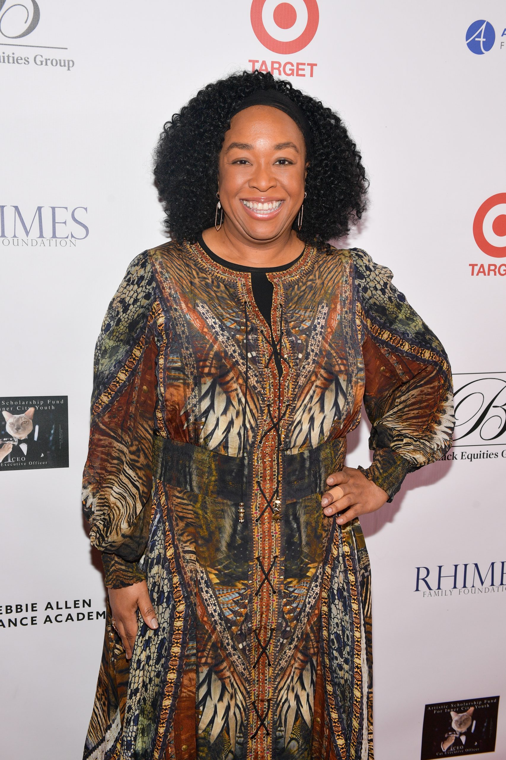 Shonda Rhimes photo 3