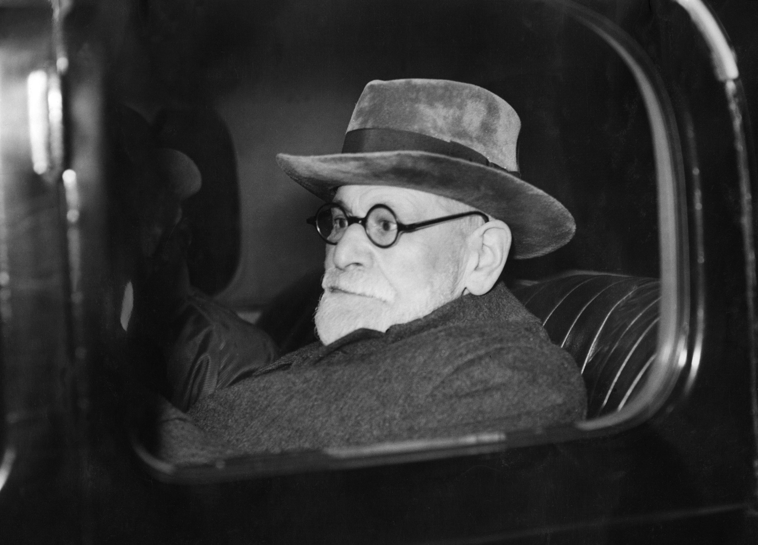 Sigmund Freud photo 2