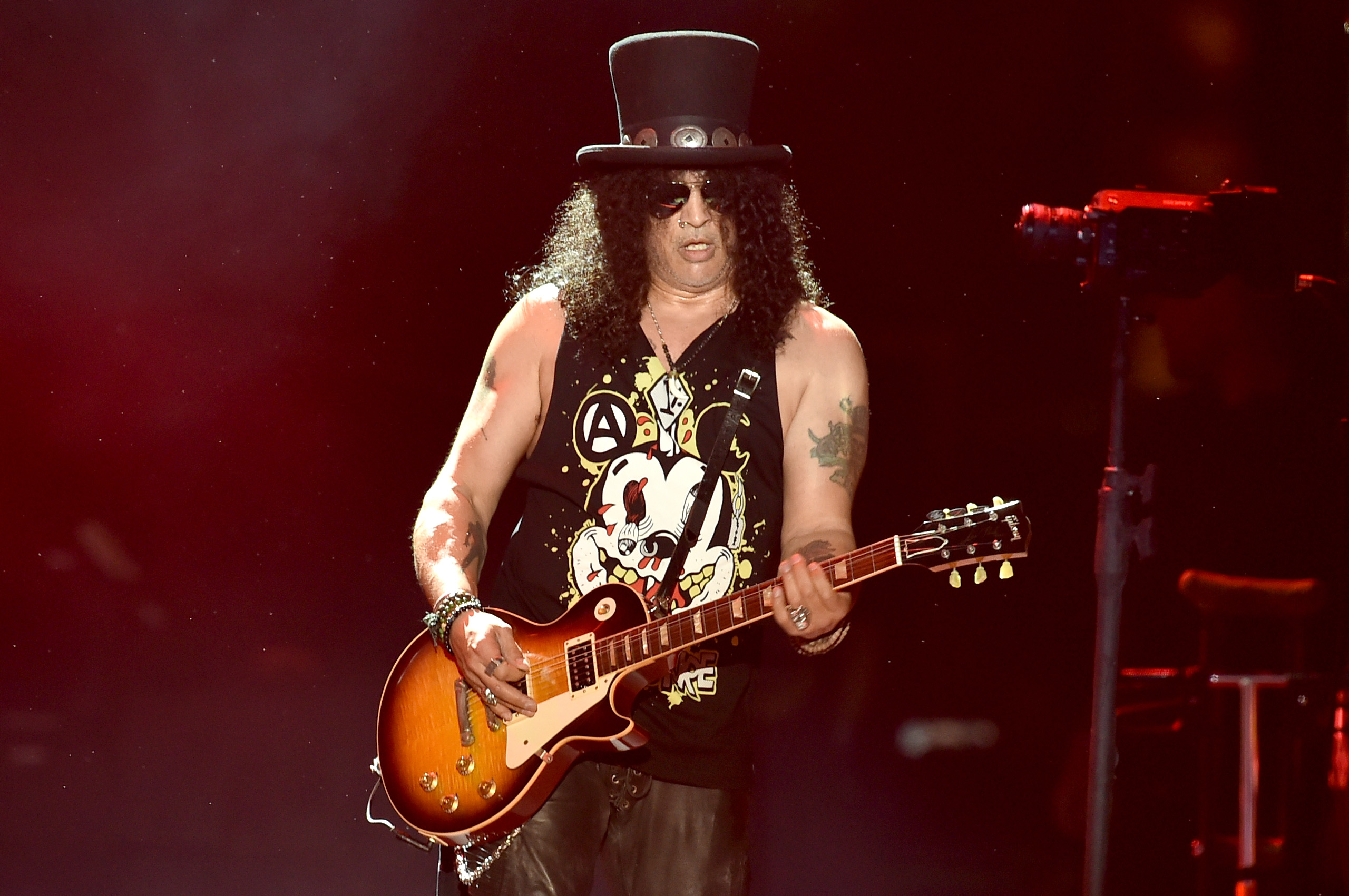 Slash photo 2