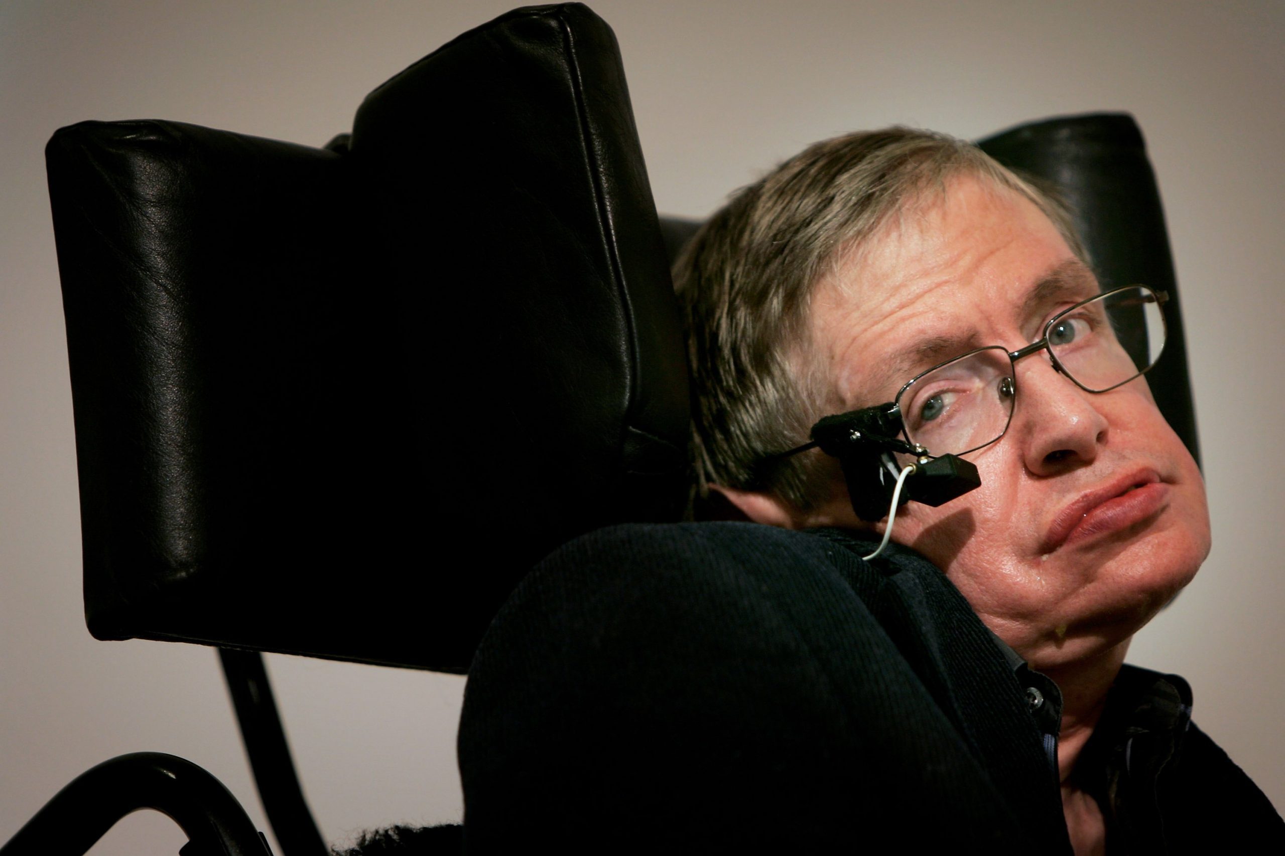 Stephen Hawking photo 2