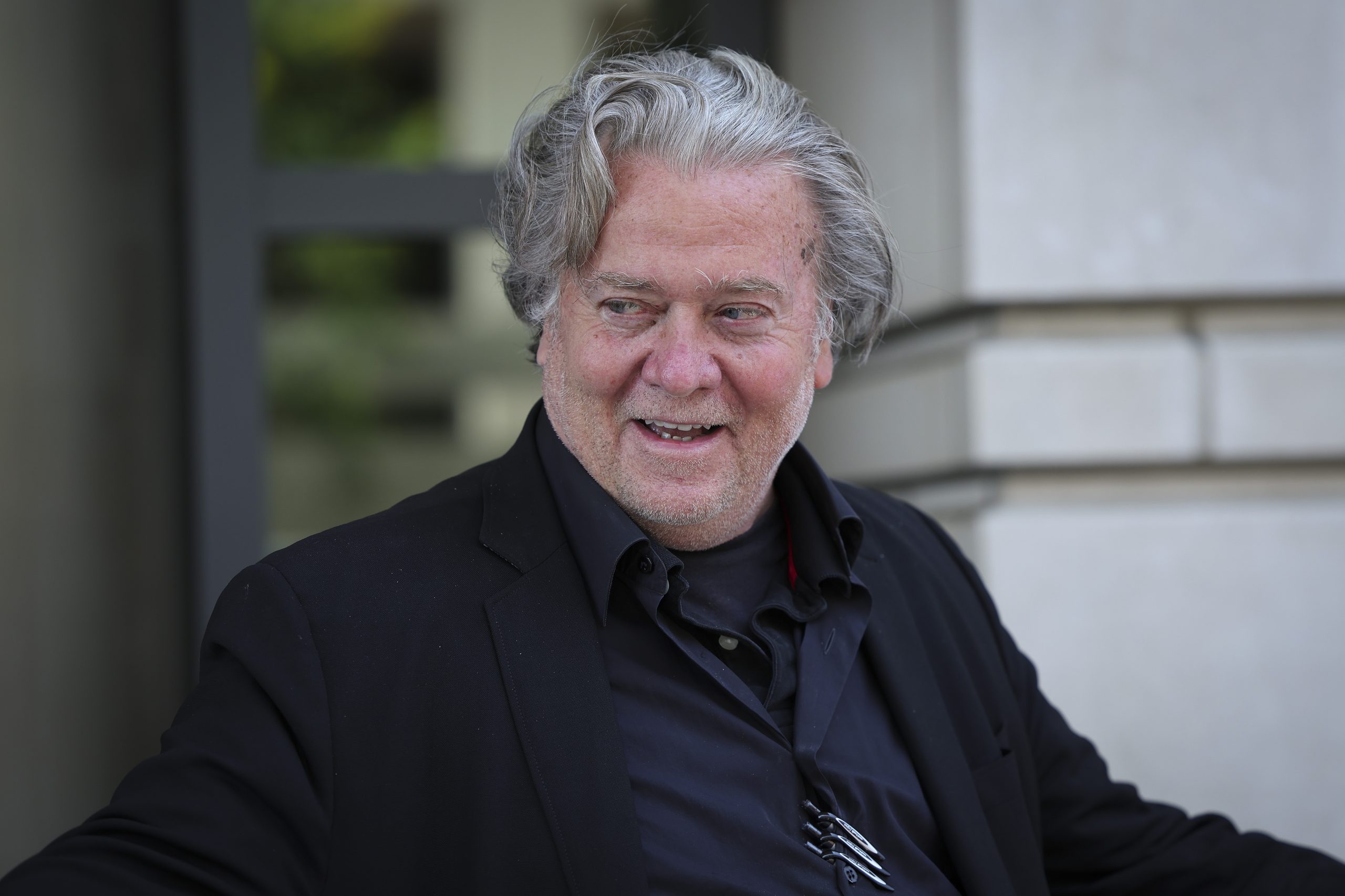 Steve Bannon photo 3