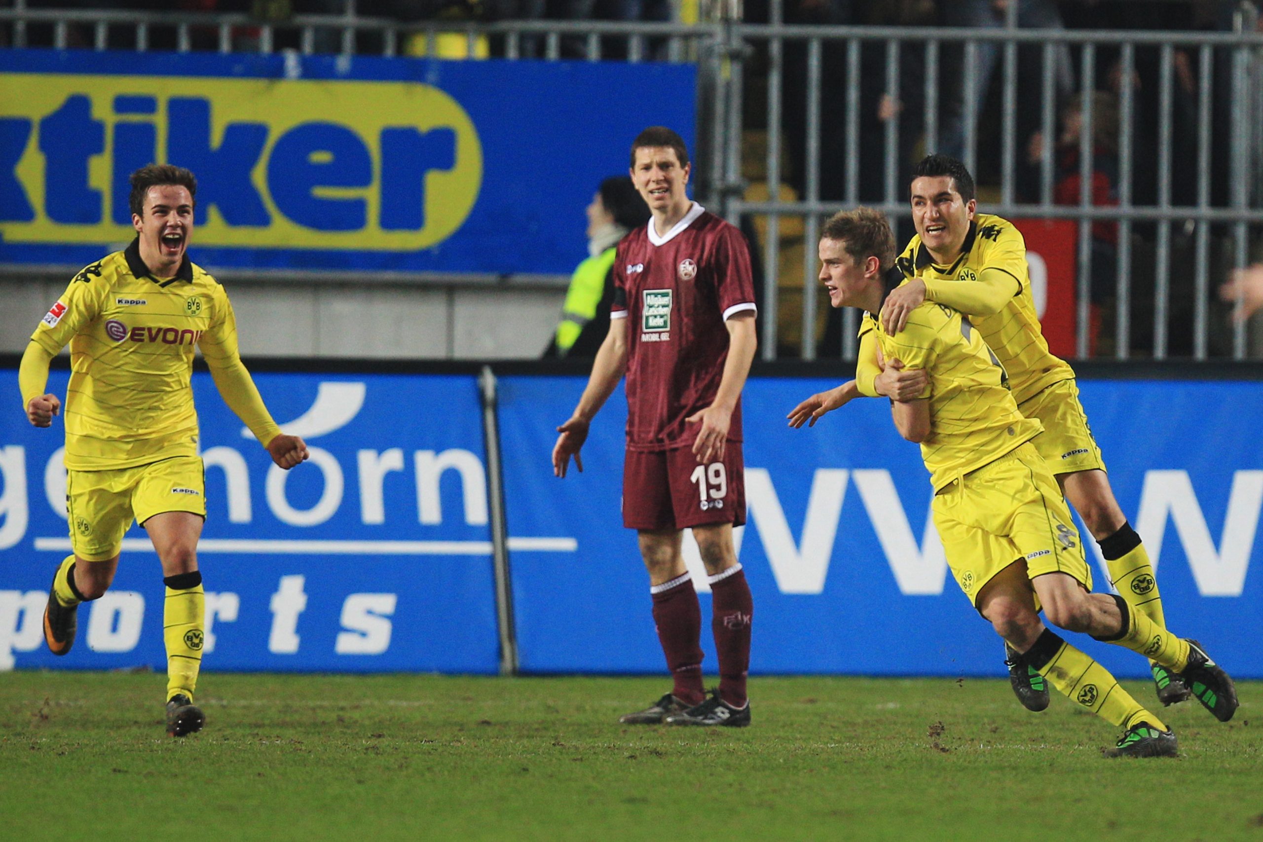 Sven Bender photo 3