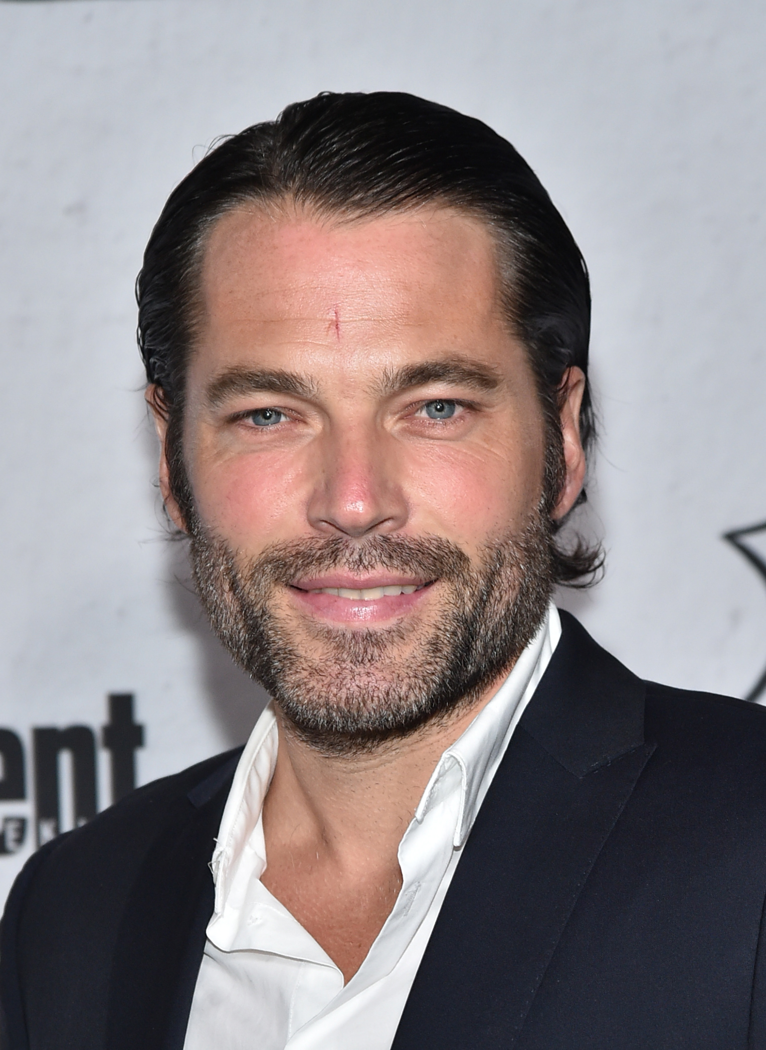 Tim Rozon photo 3