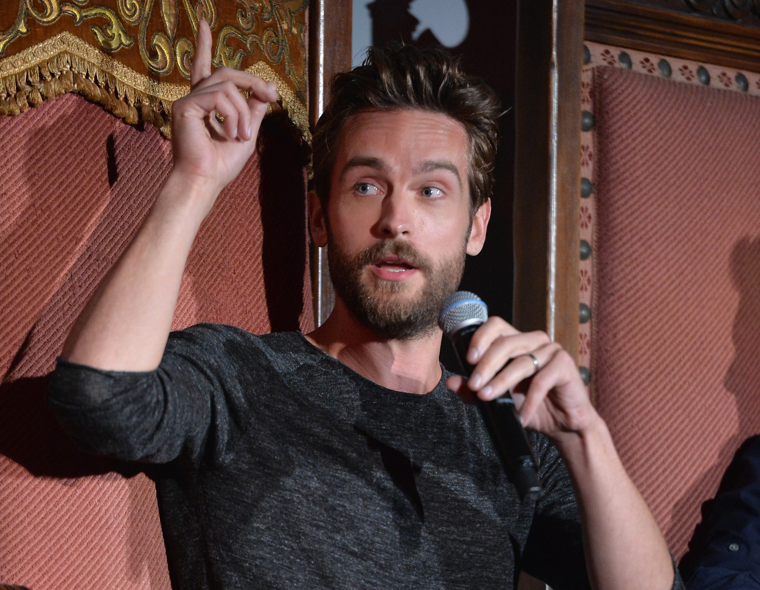 Tom Mison photo 2