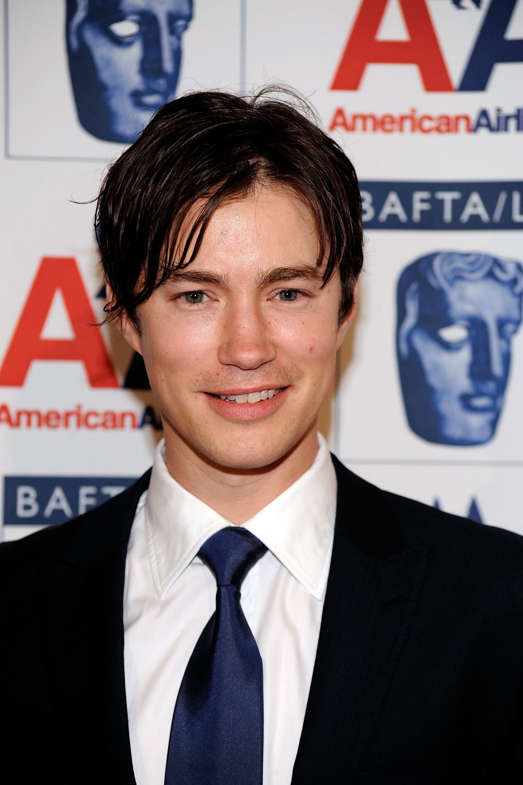 Tom Wisdom photo 3