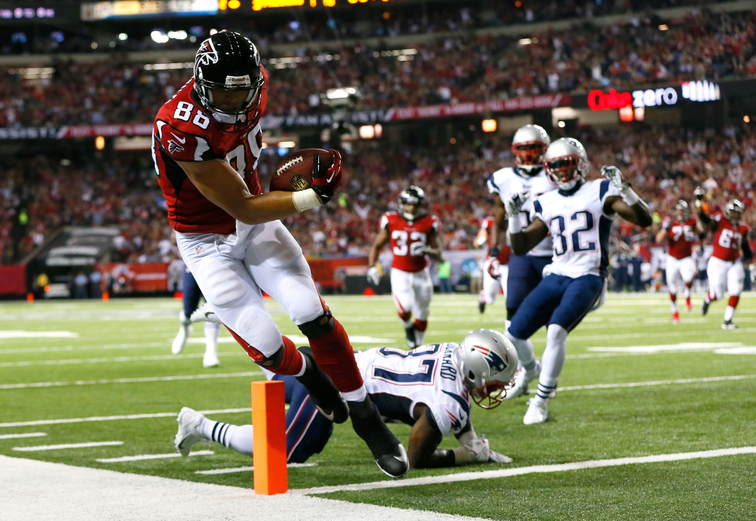 Tony Gonzalez photo 2