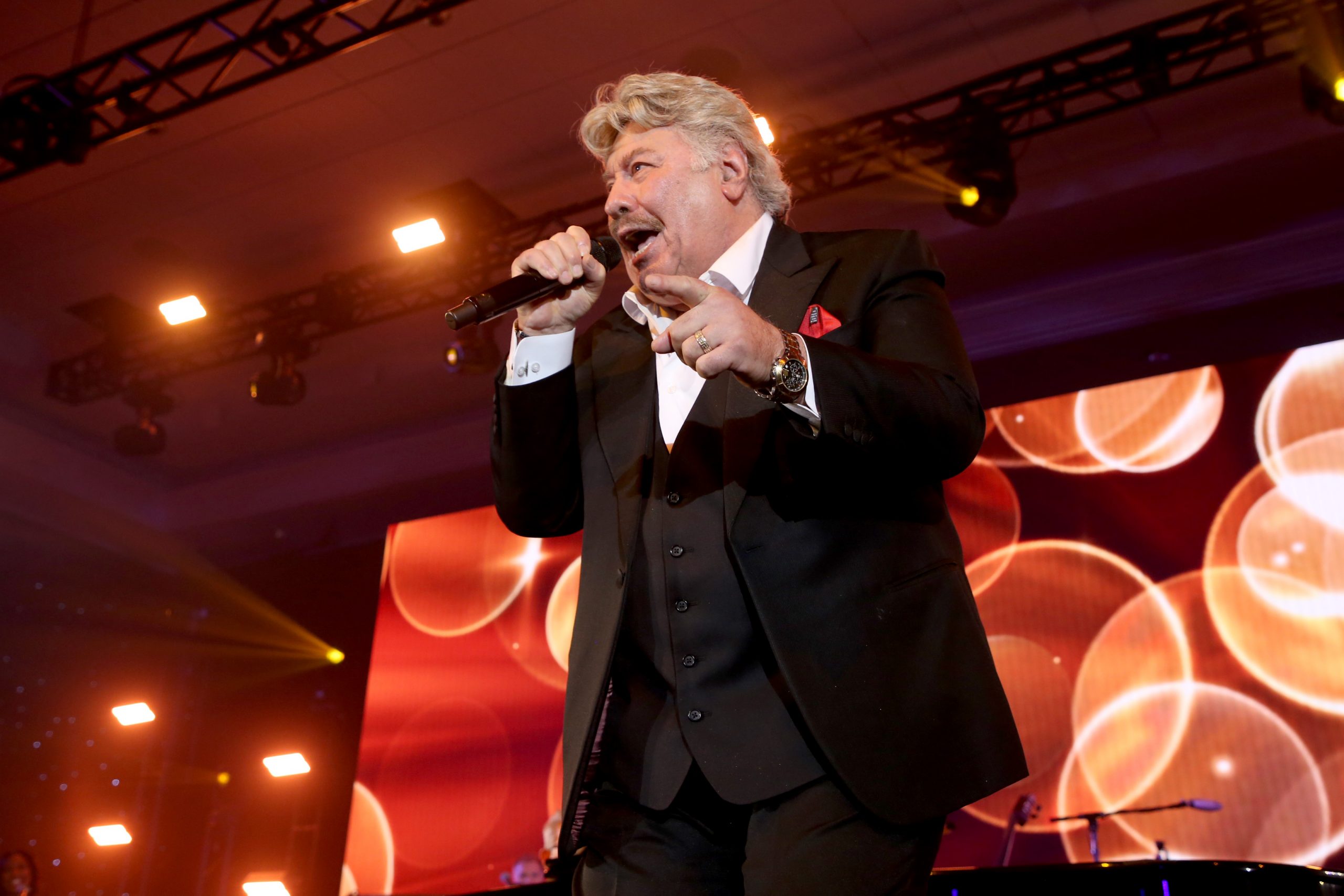 Tony Orlando photo 3