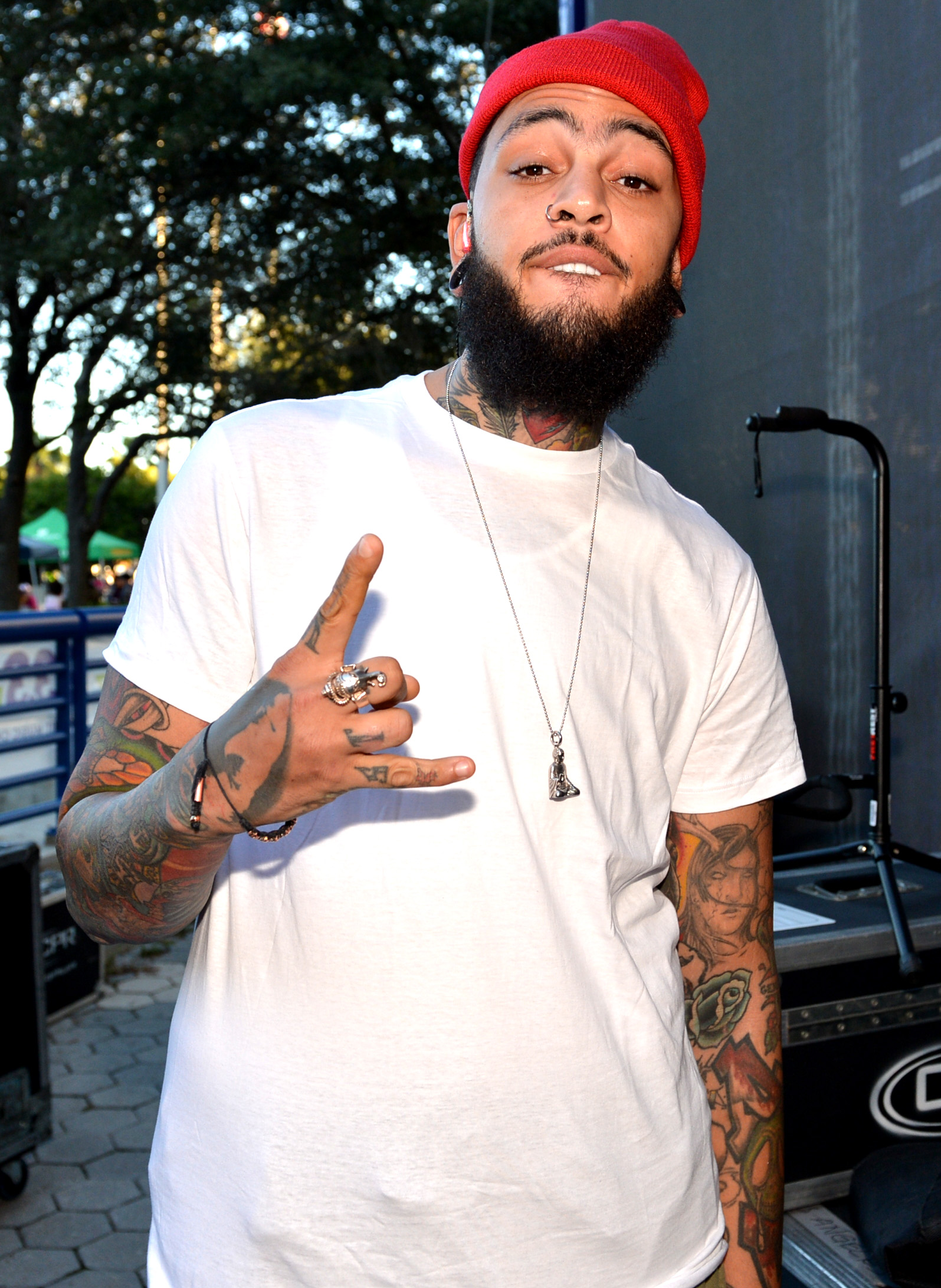 Travie McCoy photo 3