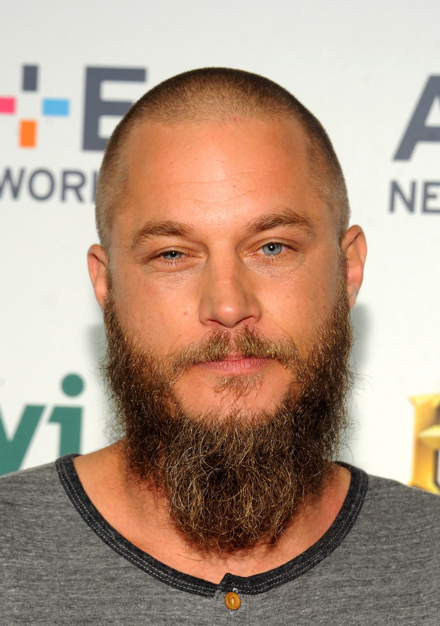 Travis Fimmel photo 3