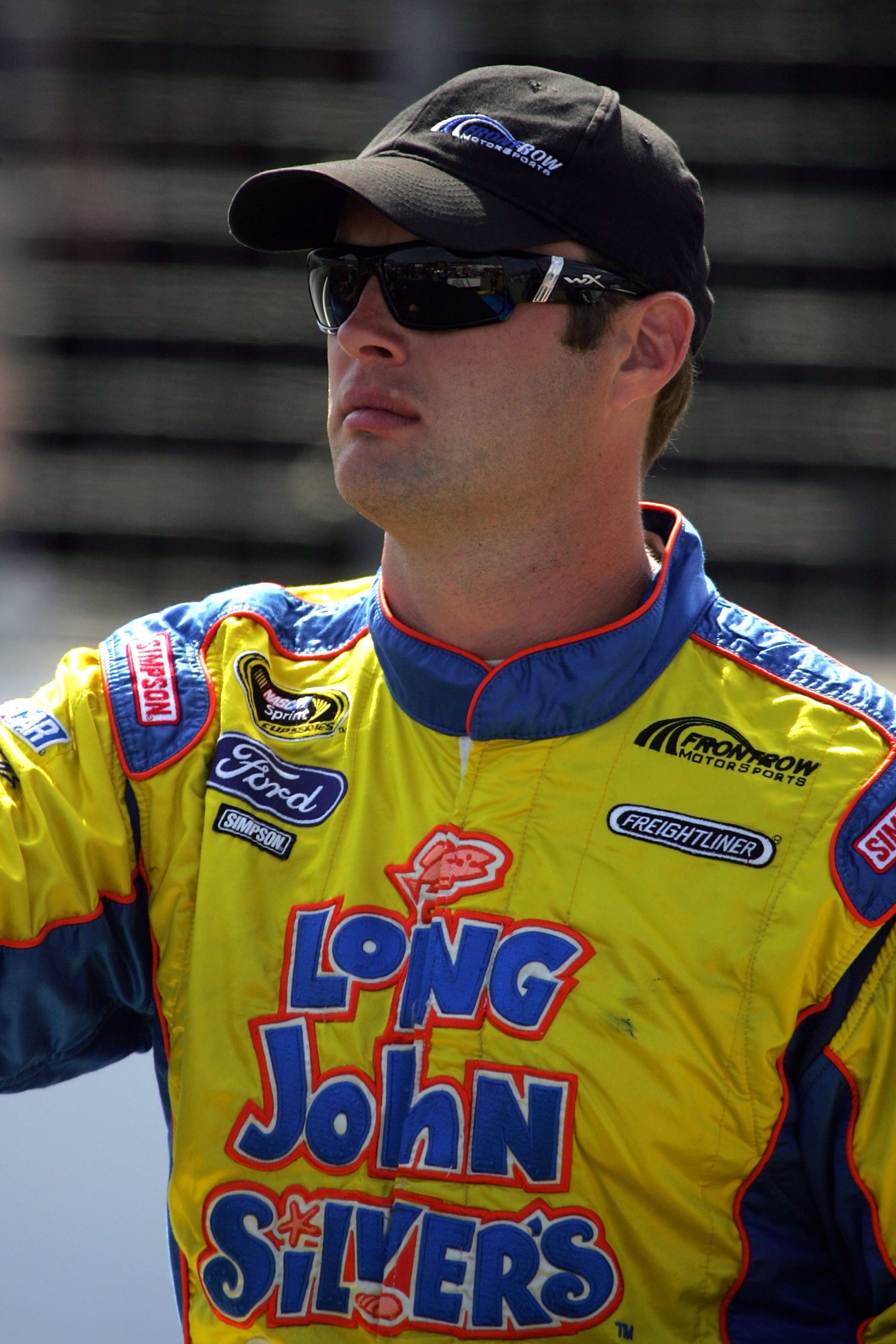 Travis Kvapil photo 2