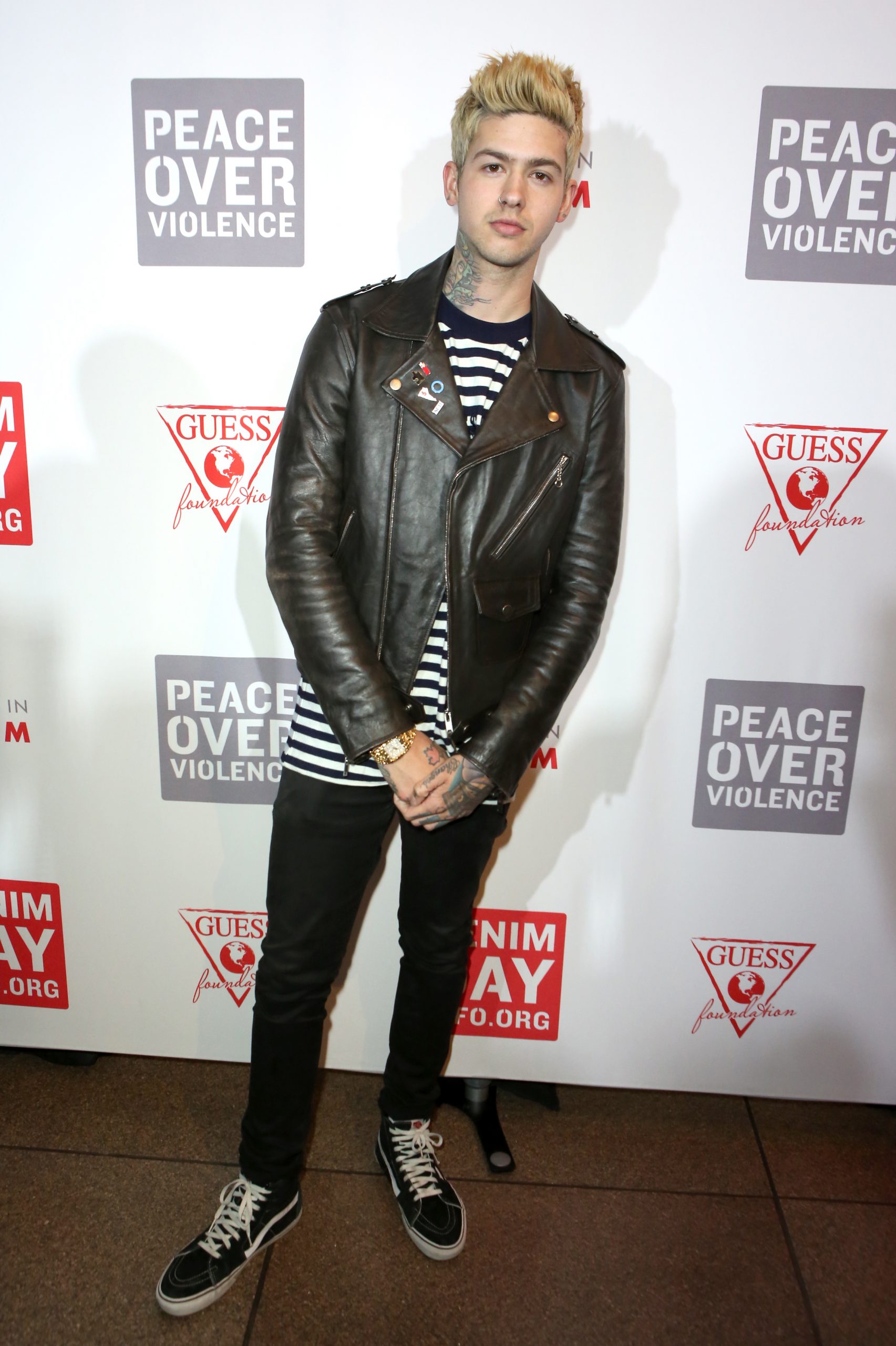 Travis Mills photo 2