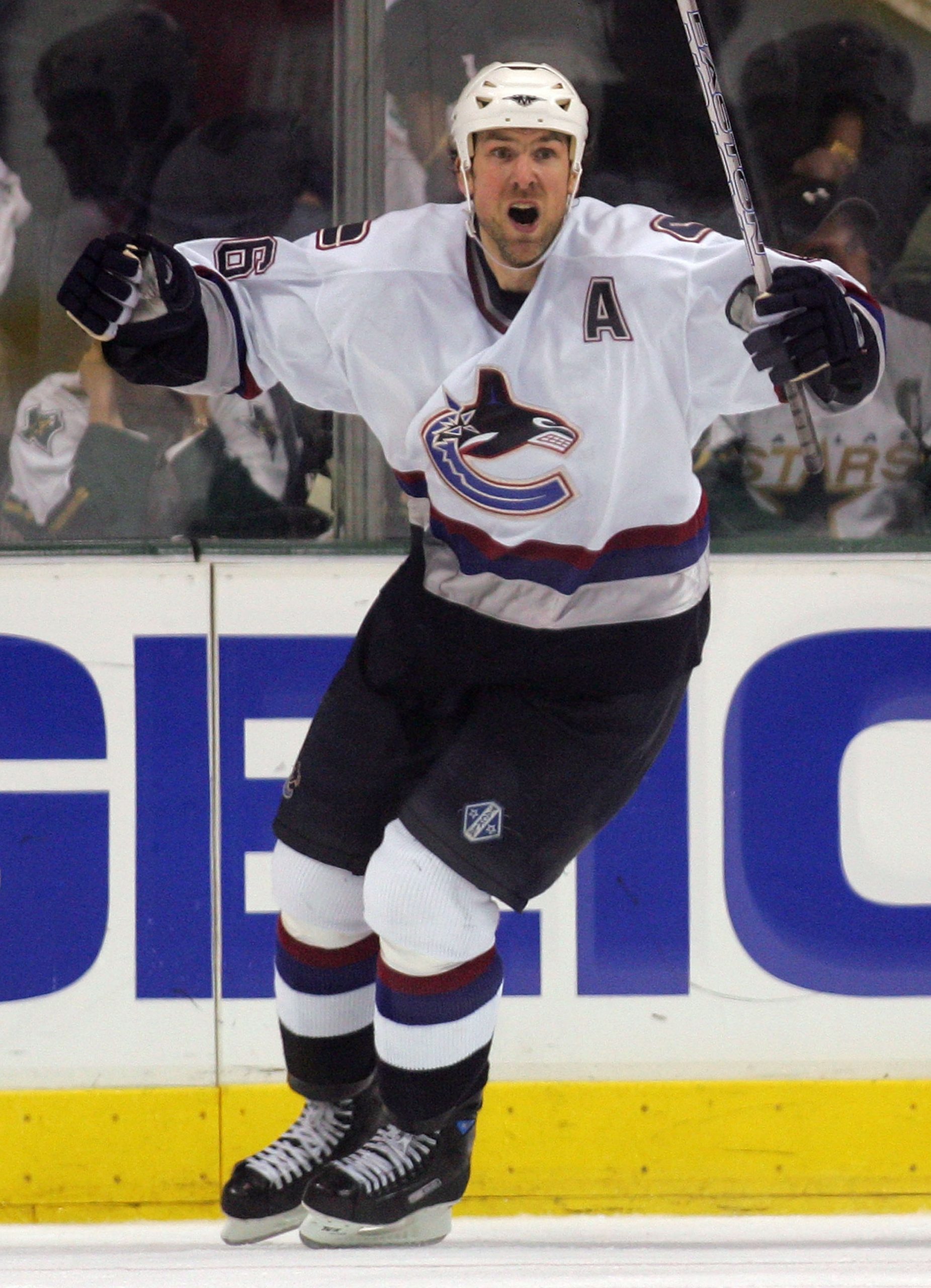 Trevor Linden photo