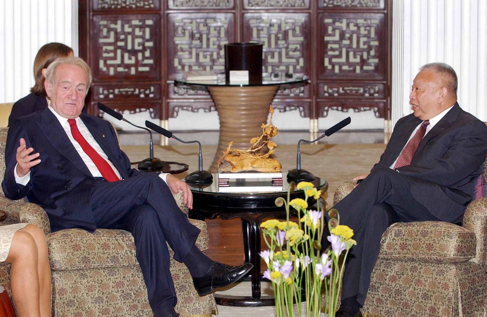 Tung Chee-hwa photo 3