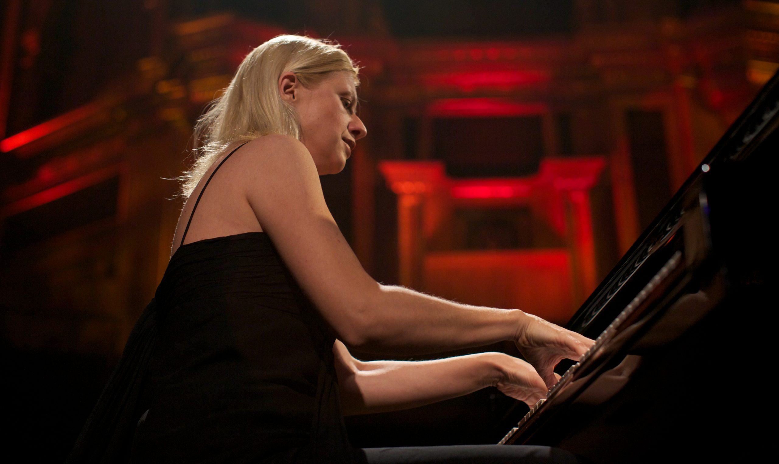 Valentina Lisitsa photo