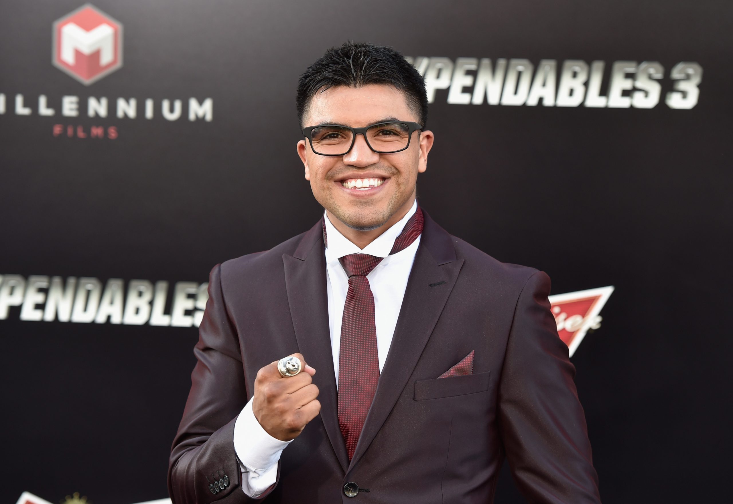 Victor Ortiz photo 2