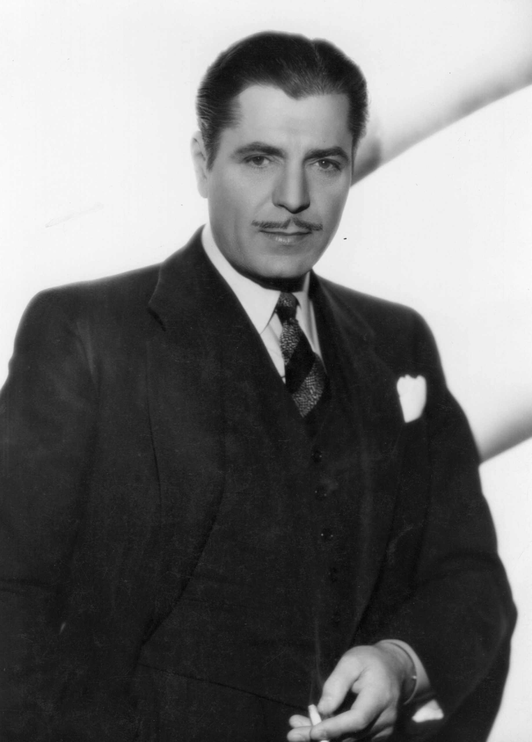 Warner Baxter photo