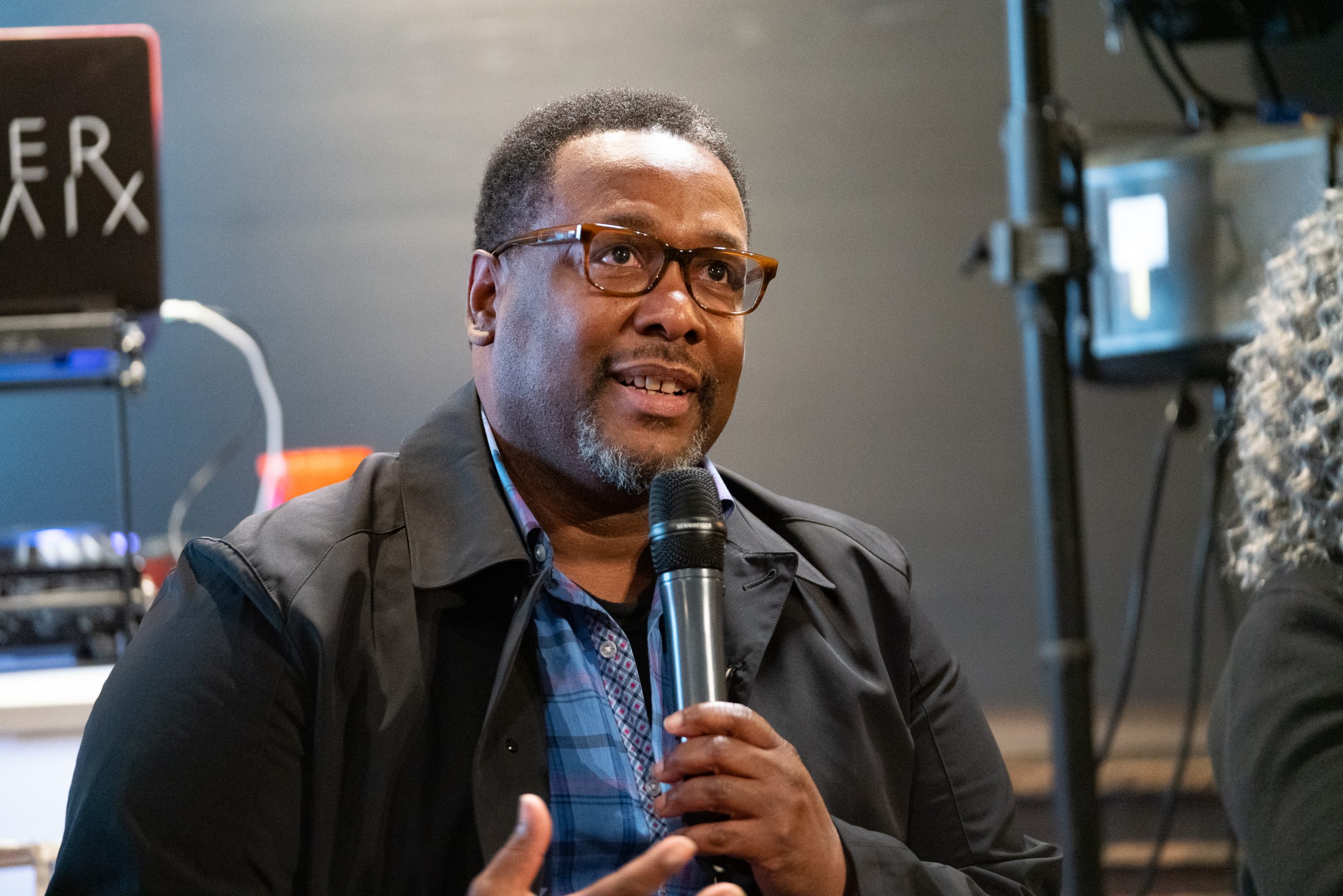 Wendell Pierce photo